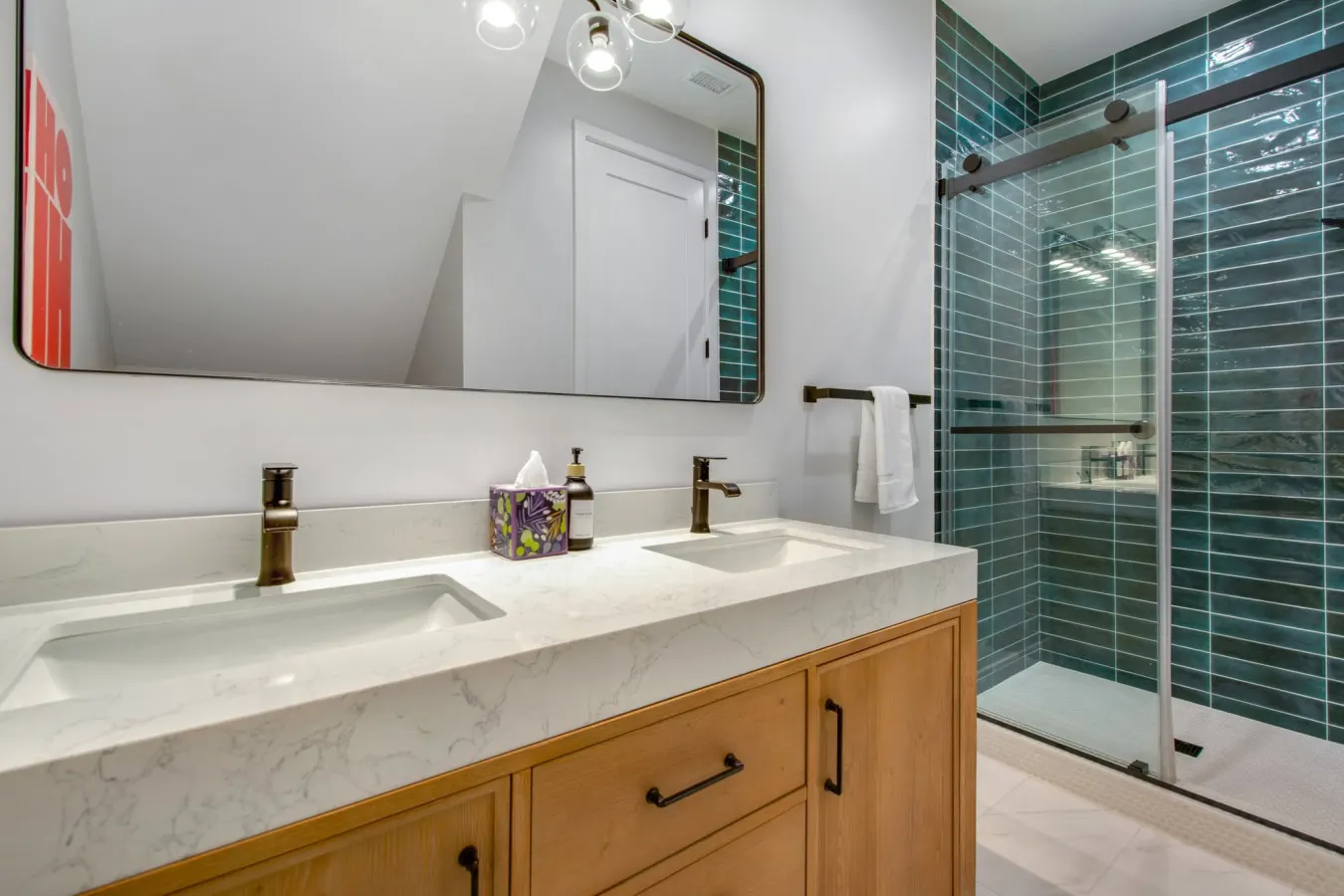 Beachfront Bliss in Huntington Beach: Luxury Ocean View Rental! 8