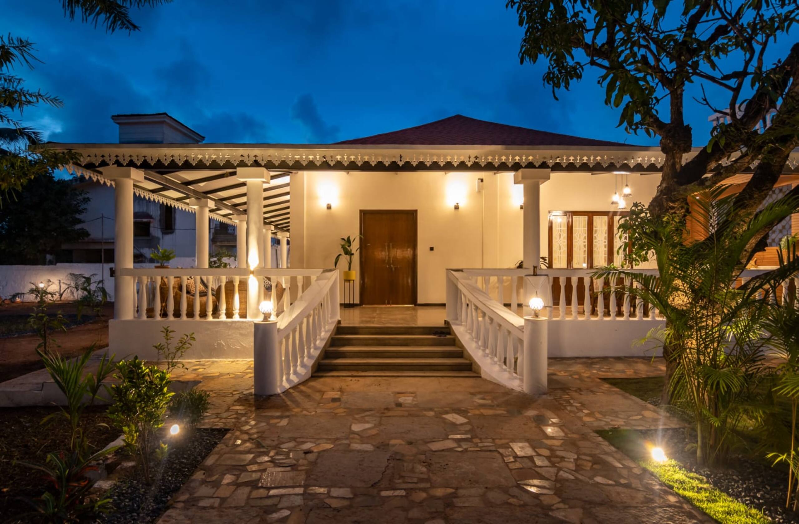 VillaRouz-Luxury Pool| Vagator|Jacuzzi|Chef|lawn — photo 2