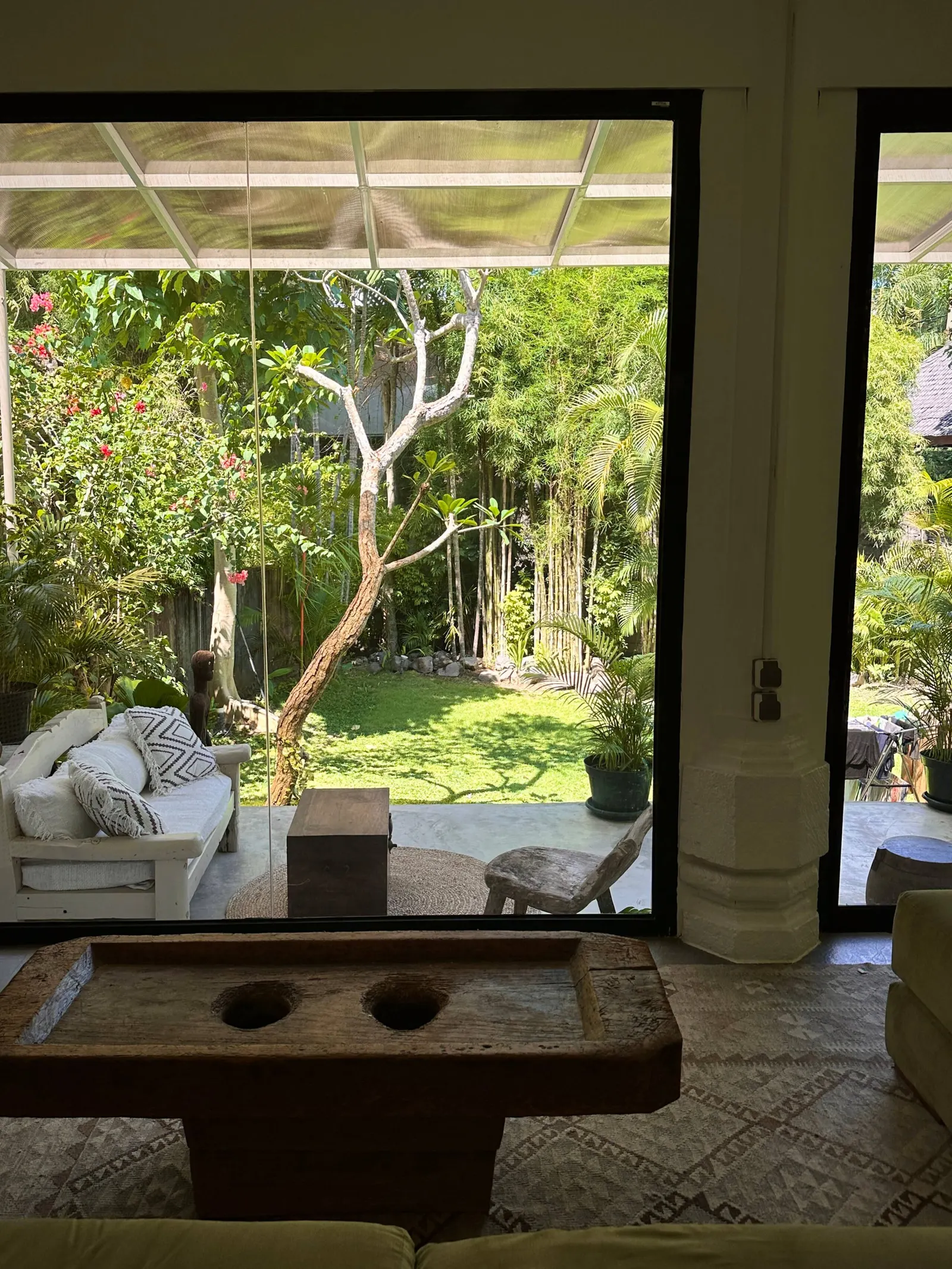 Central & spacious 2BR Family home w big terrace 7