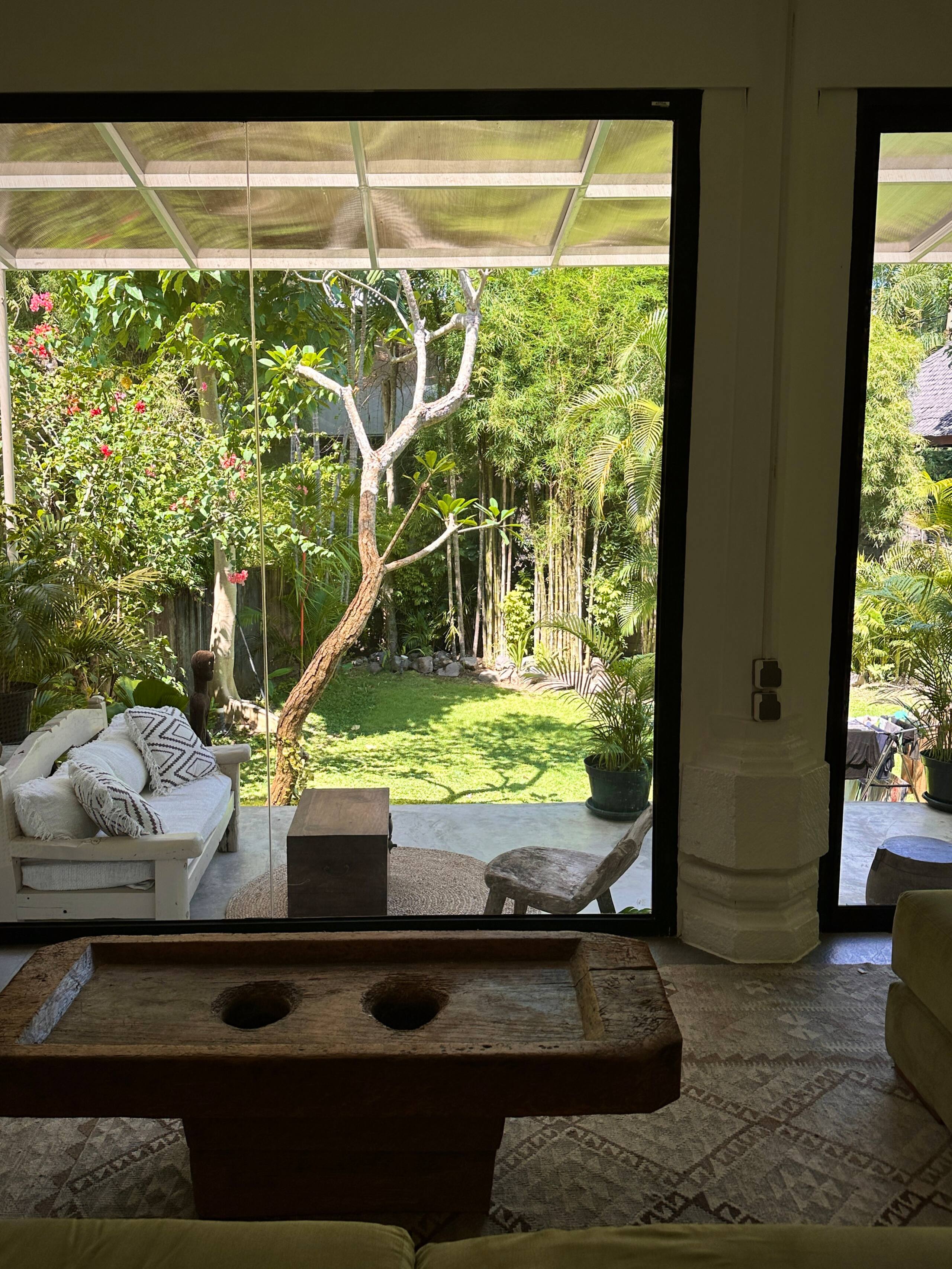 Central & spacious 2BR Family home w big terrace 7