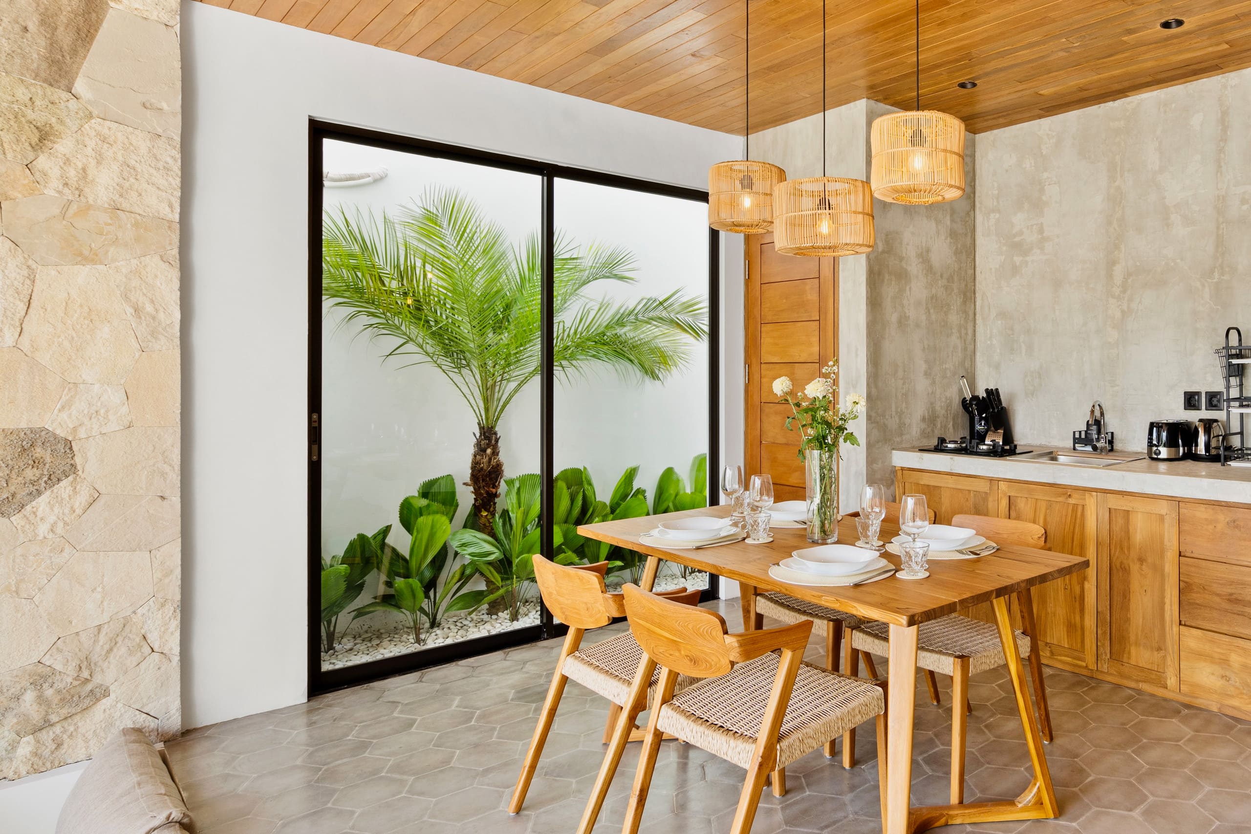 Chic Canggu Escape: Stylish 1BR Private Pool Villa 16