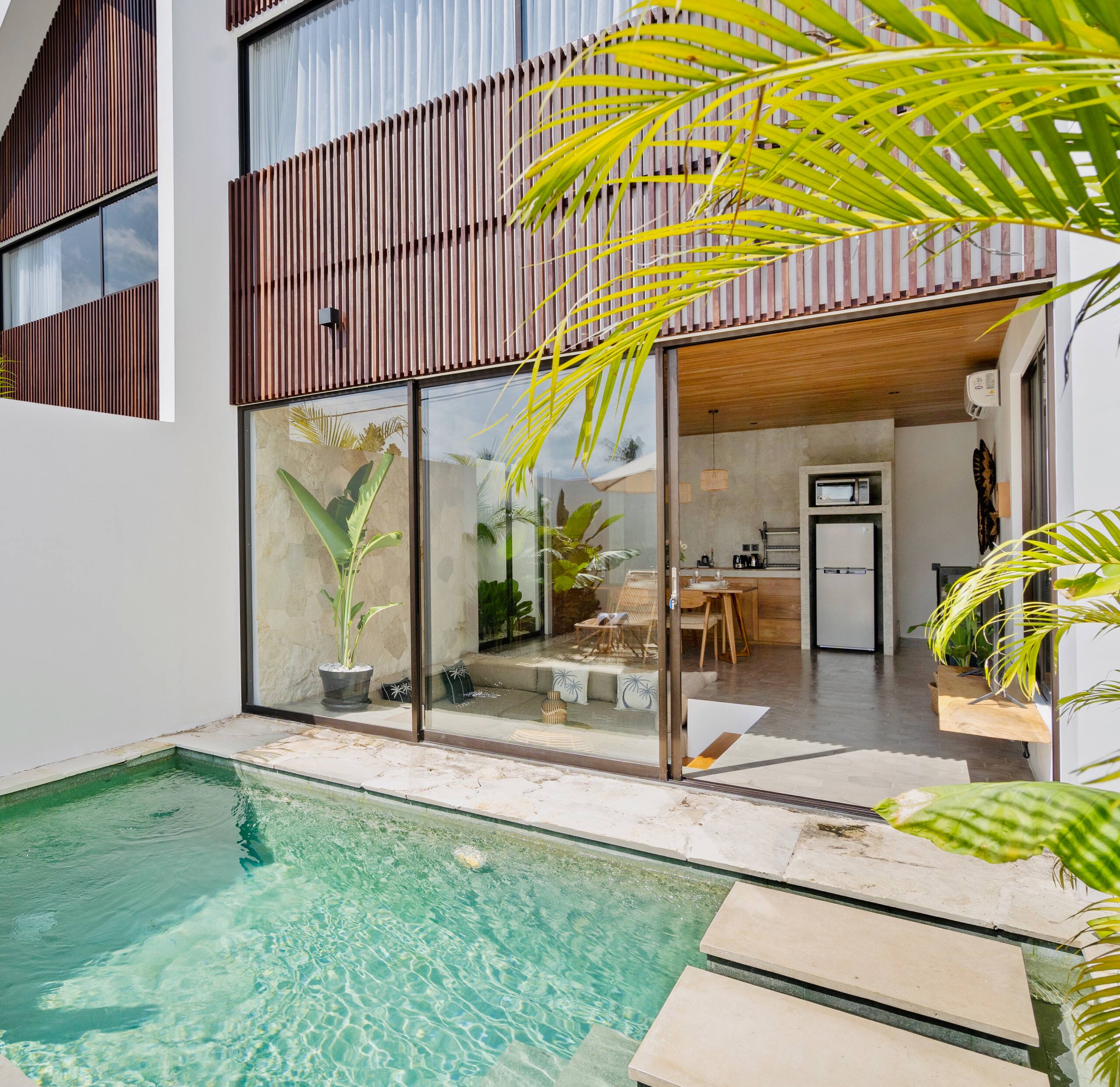 Chic Canggu Escape: Stylish 1BR Private Pool Villa 21