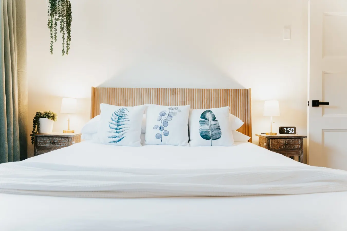 Zen Haus Garden Suite | Views, Fast WiFi, near UO