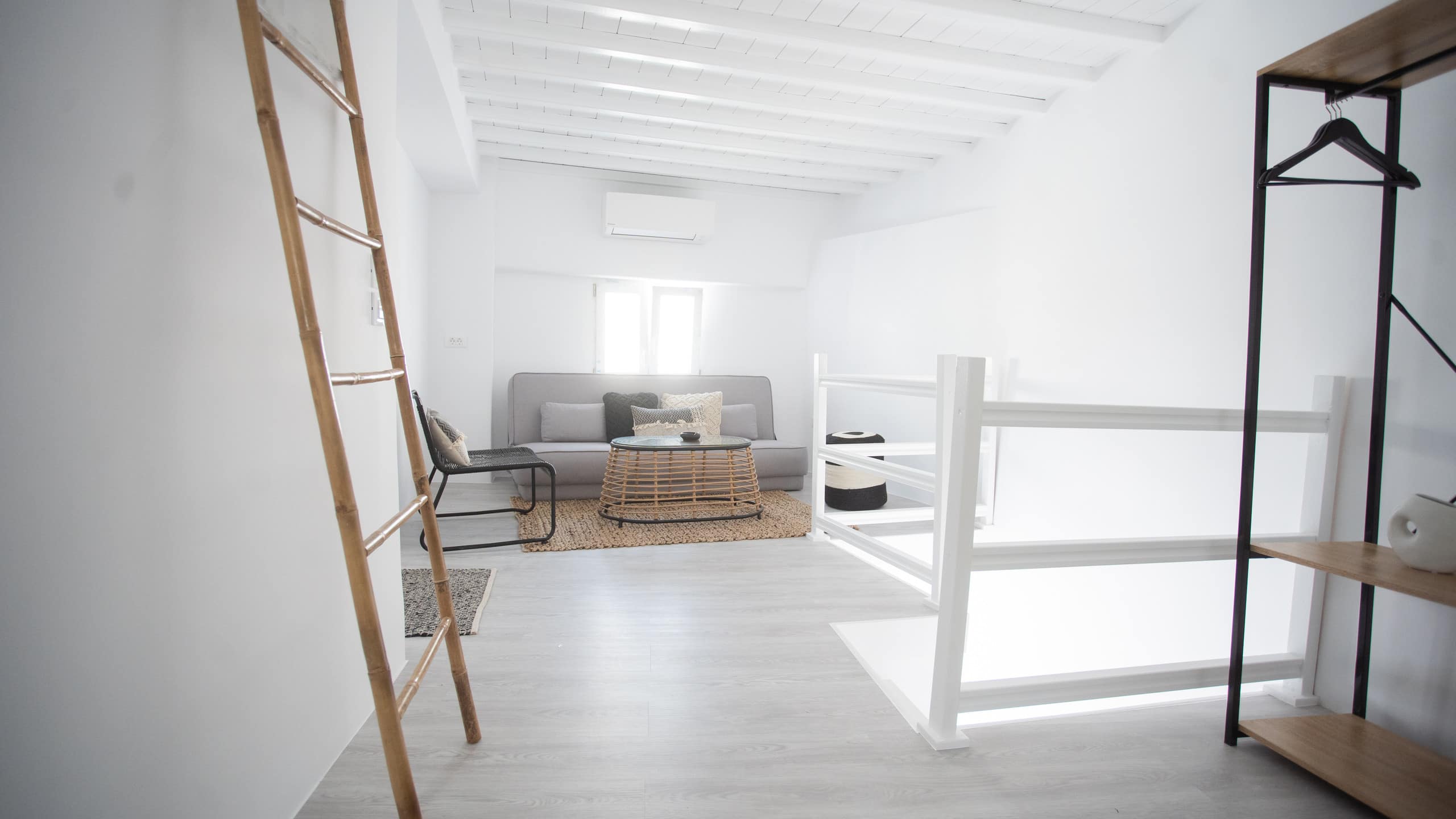 Oculus Mykonos Venice Suites N2 by Live&Travel 9