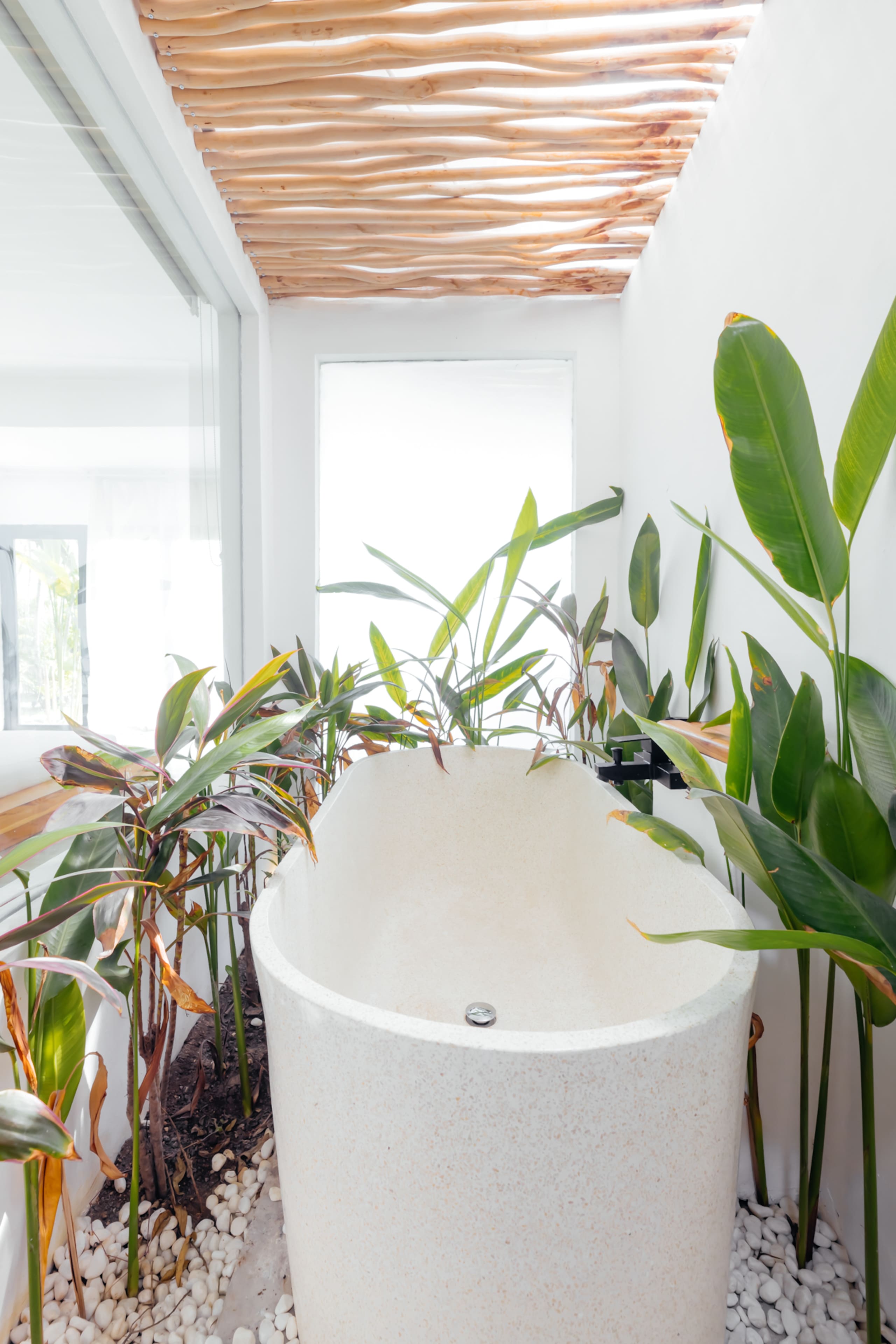 HOLA Good Karma 19