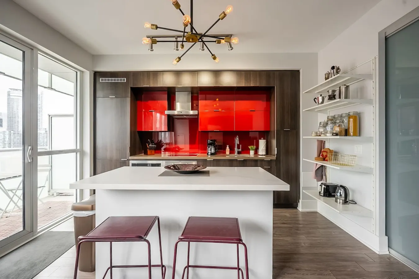 Modern 1BR Condo Free Parking Prime Location 11