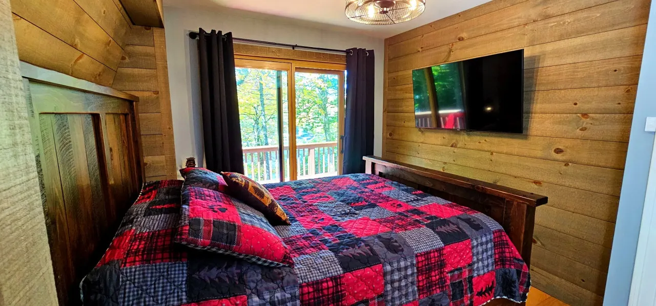 Wilson Pond Dam Cabin 14