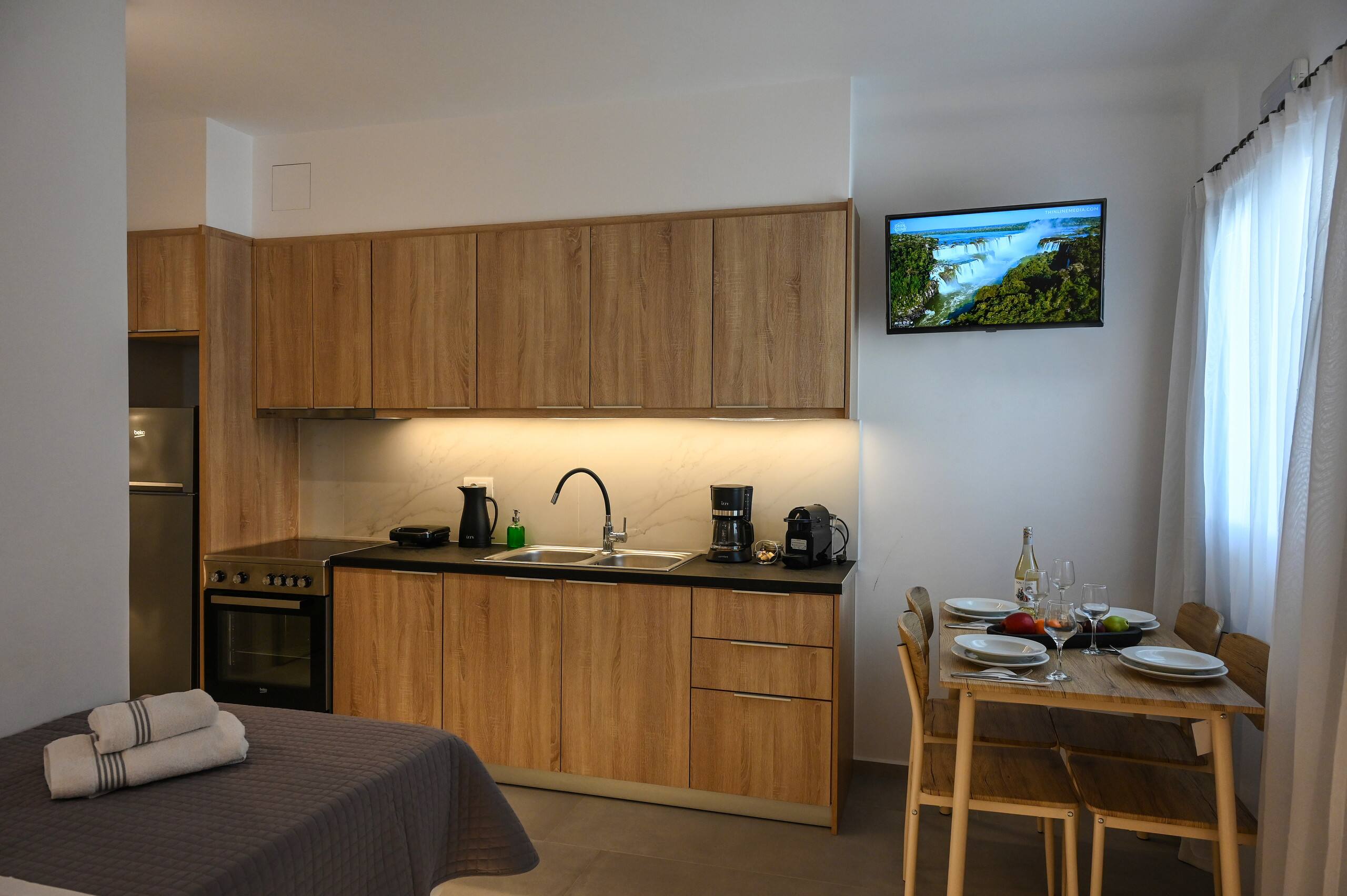 White Velvet Suite 1 6