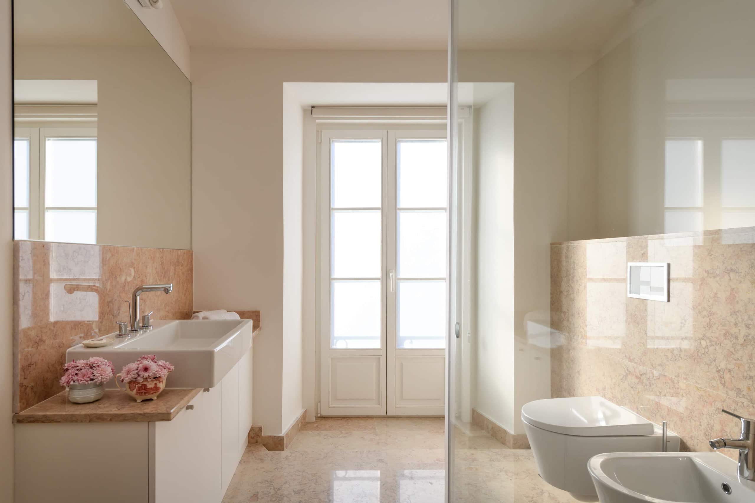 Rossio Two-Bedroom Apartment in Central Lisbon 17