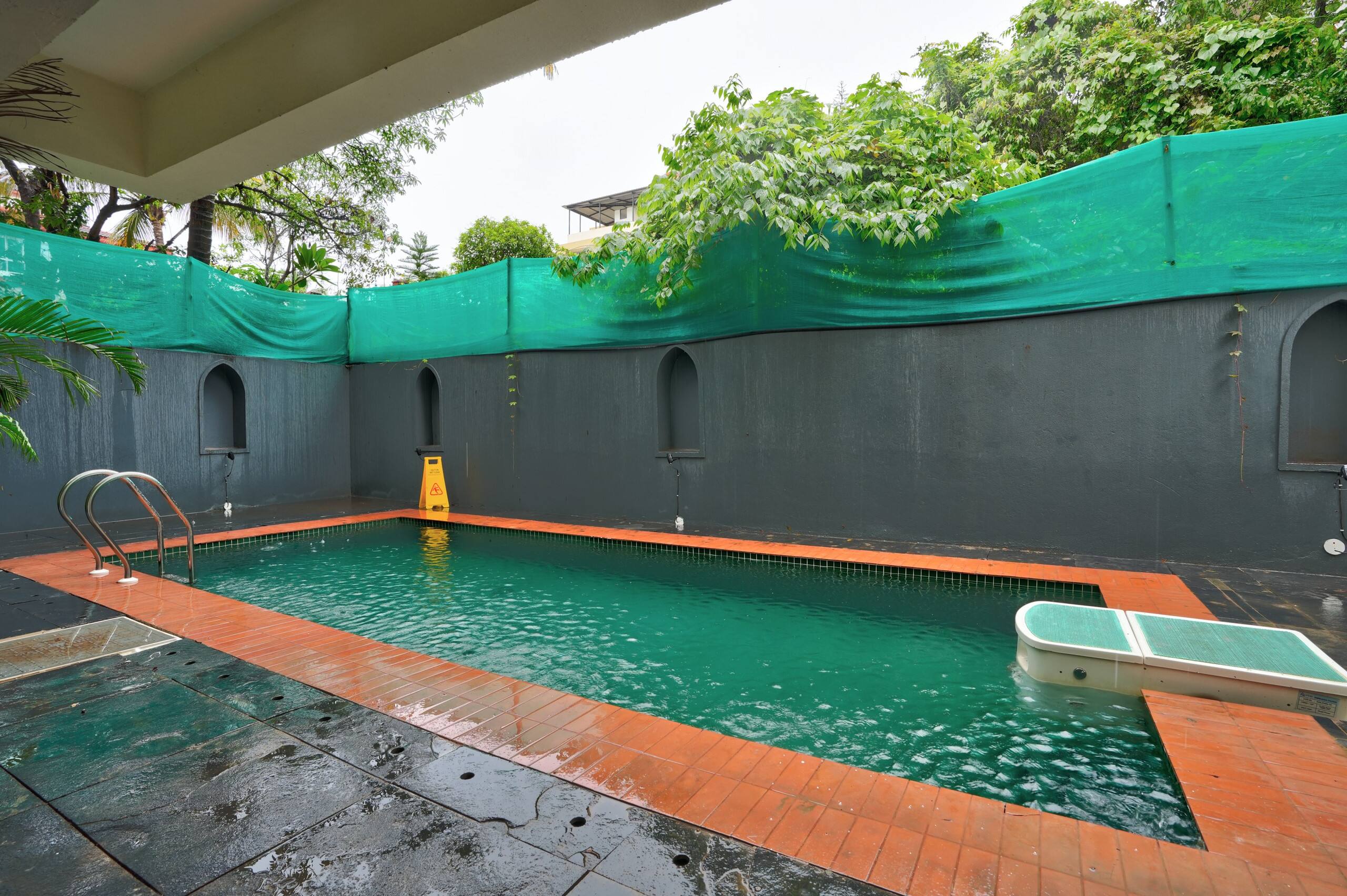 2021 - Charming 1BR condo with pool in North Goa 16