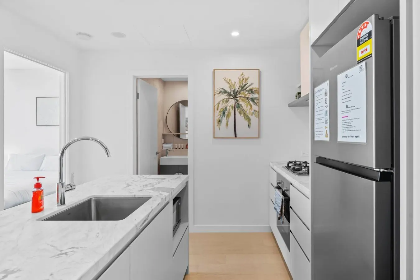 High-Floor 1BR with Views@ Broadbeach 7