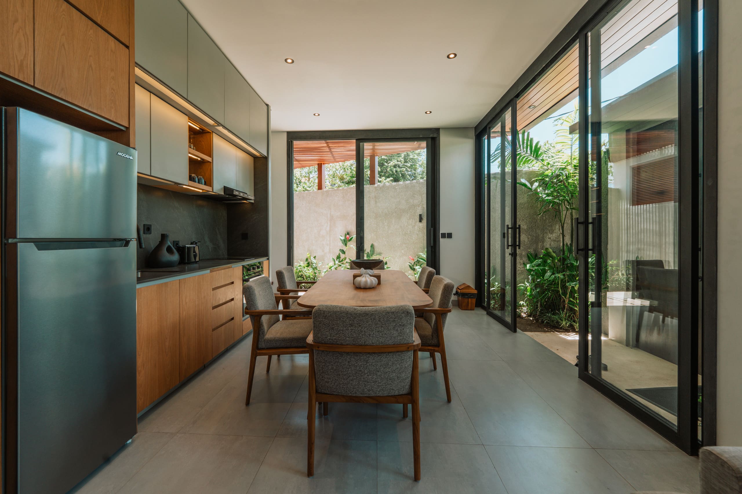 Bellana Villa: 2BR Beachside Escape in Balangan 14