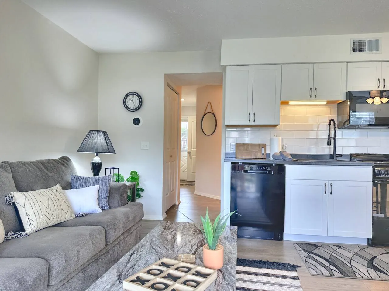 All New! Close to Branson Strip & Marina, 2 Lakes 9