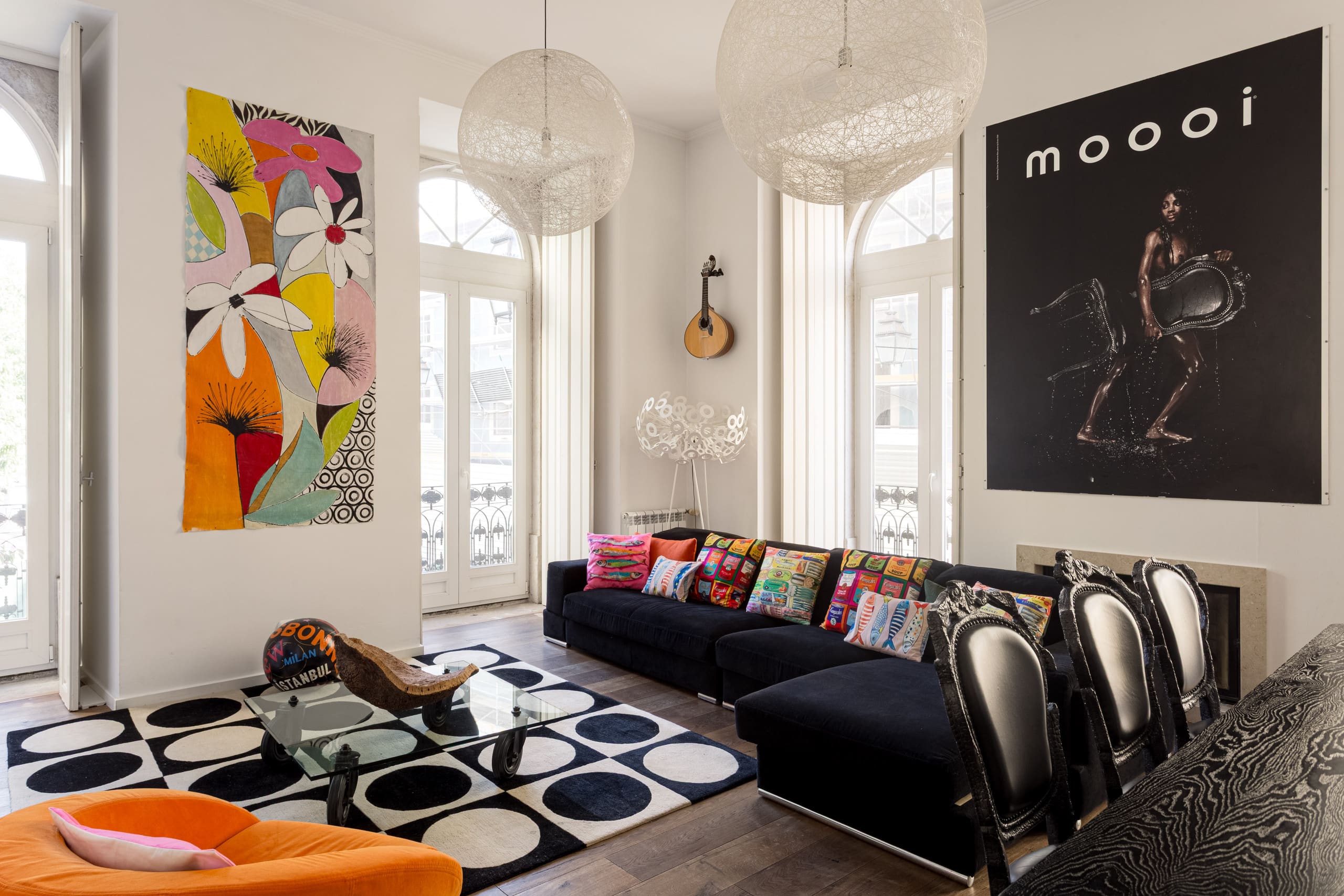 Splendid apartment near Café a Brasileira in Chiado 9