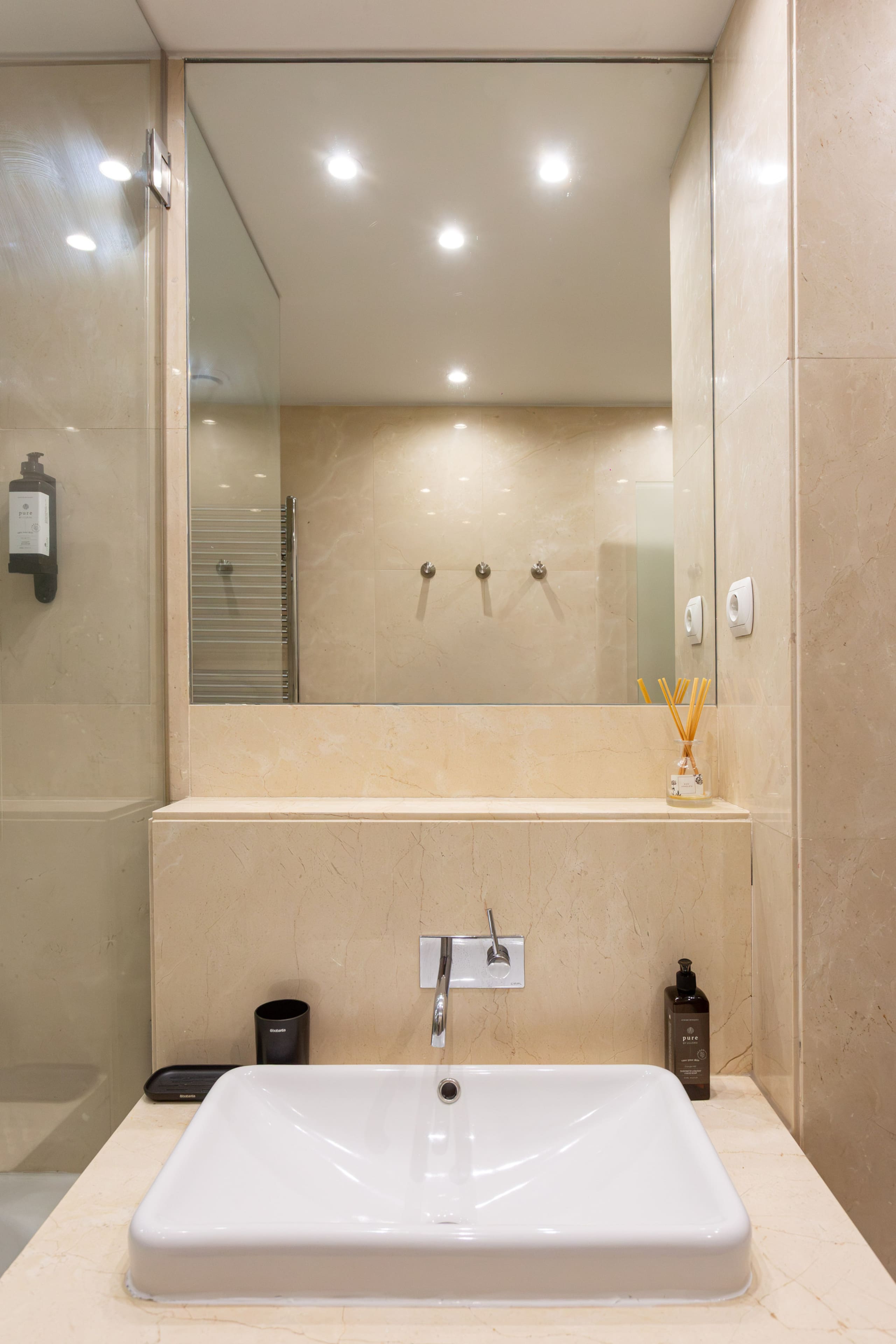 Splendid apartment near Café a Brasileira in Chiado 38