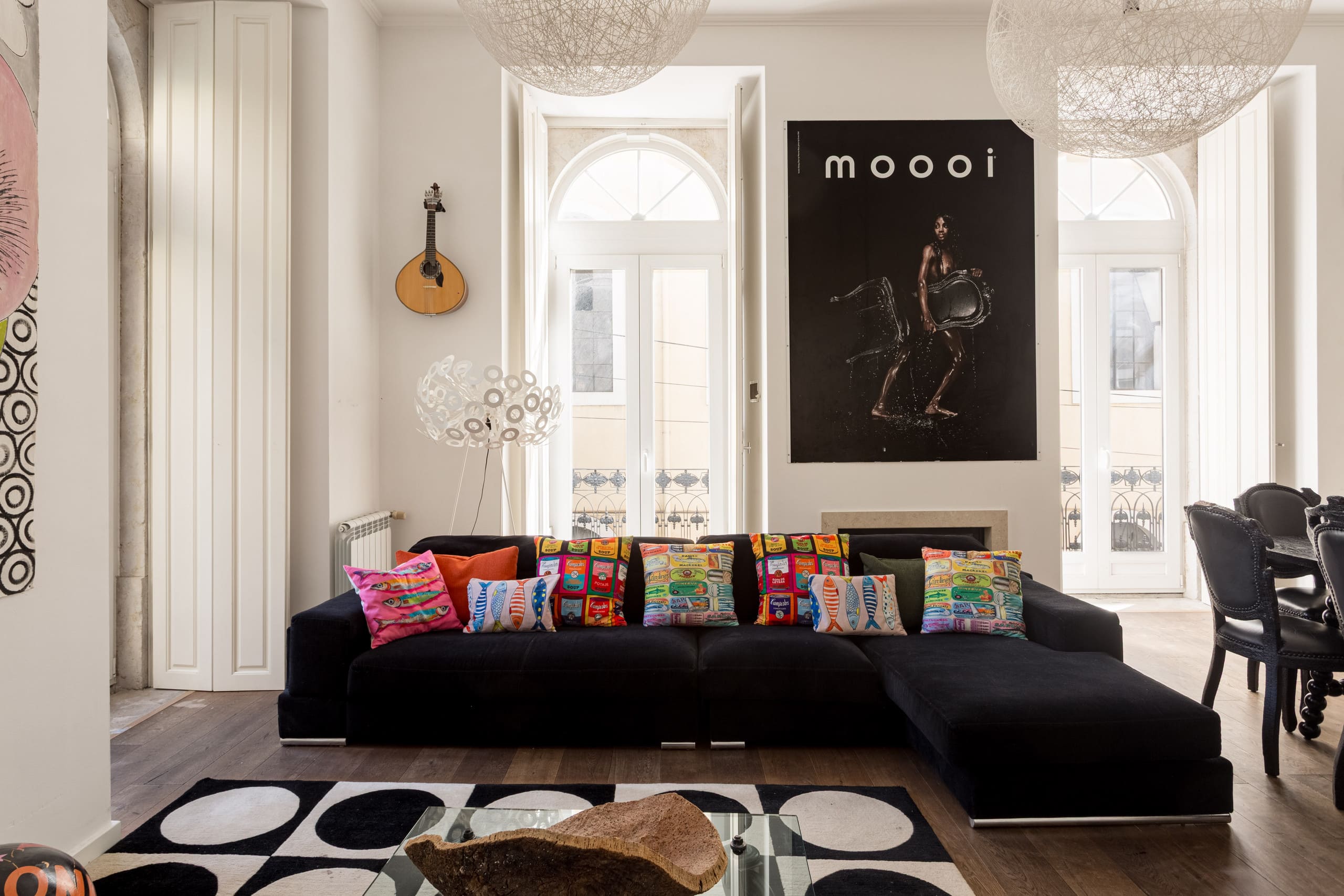 Splendid apartment near Café a Brasileira in Chiado 10