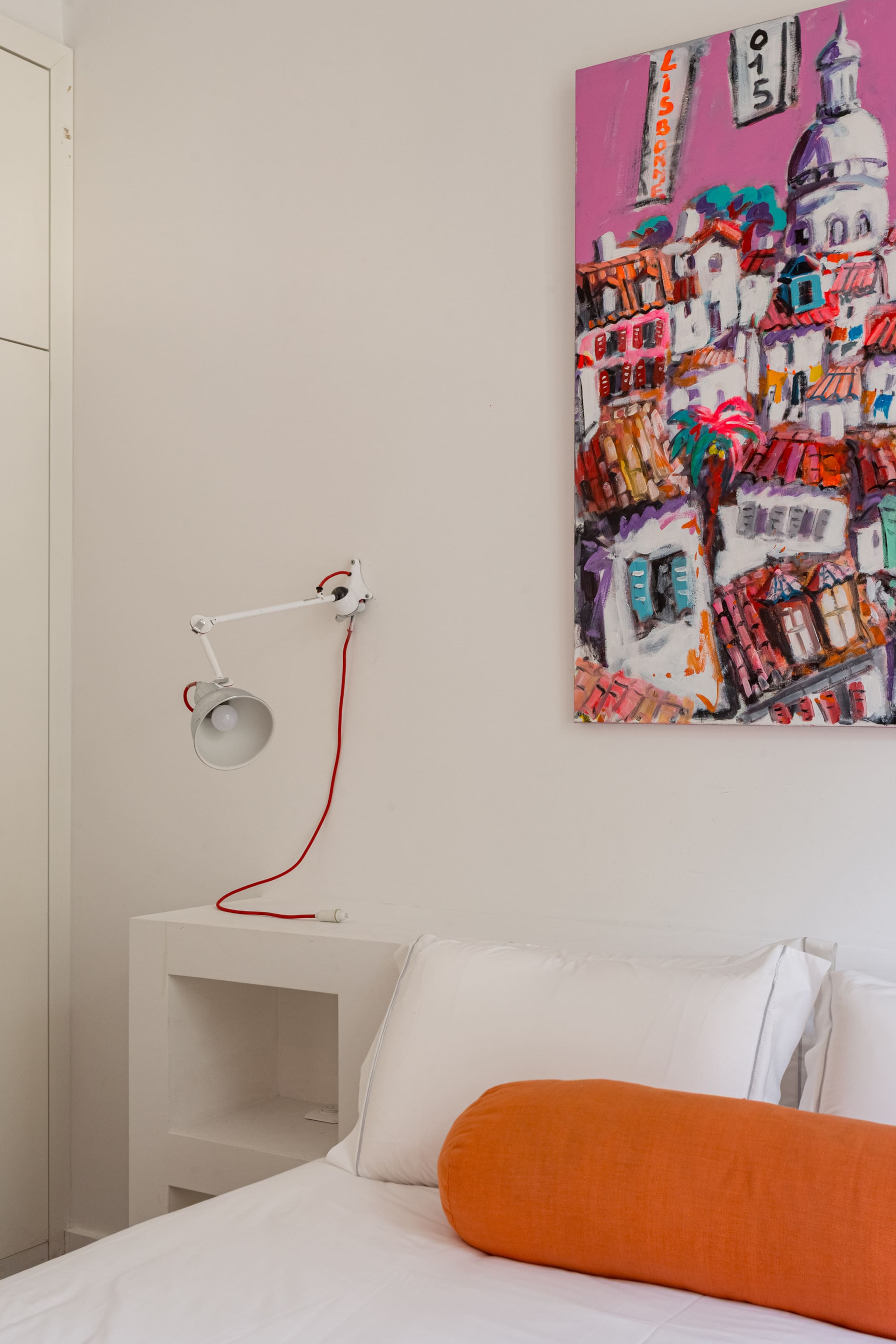 Splendid apartment near Café a Brasileira in Chiado 18