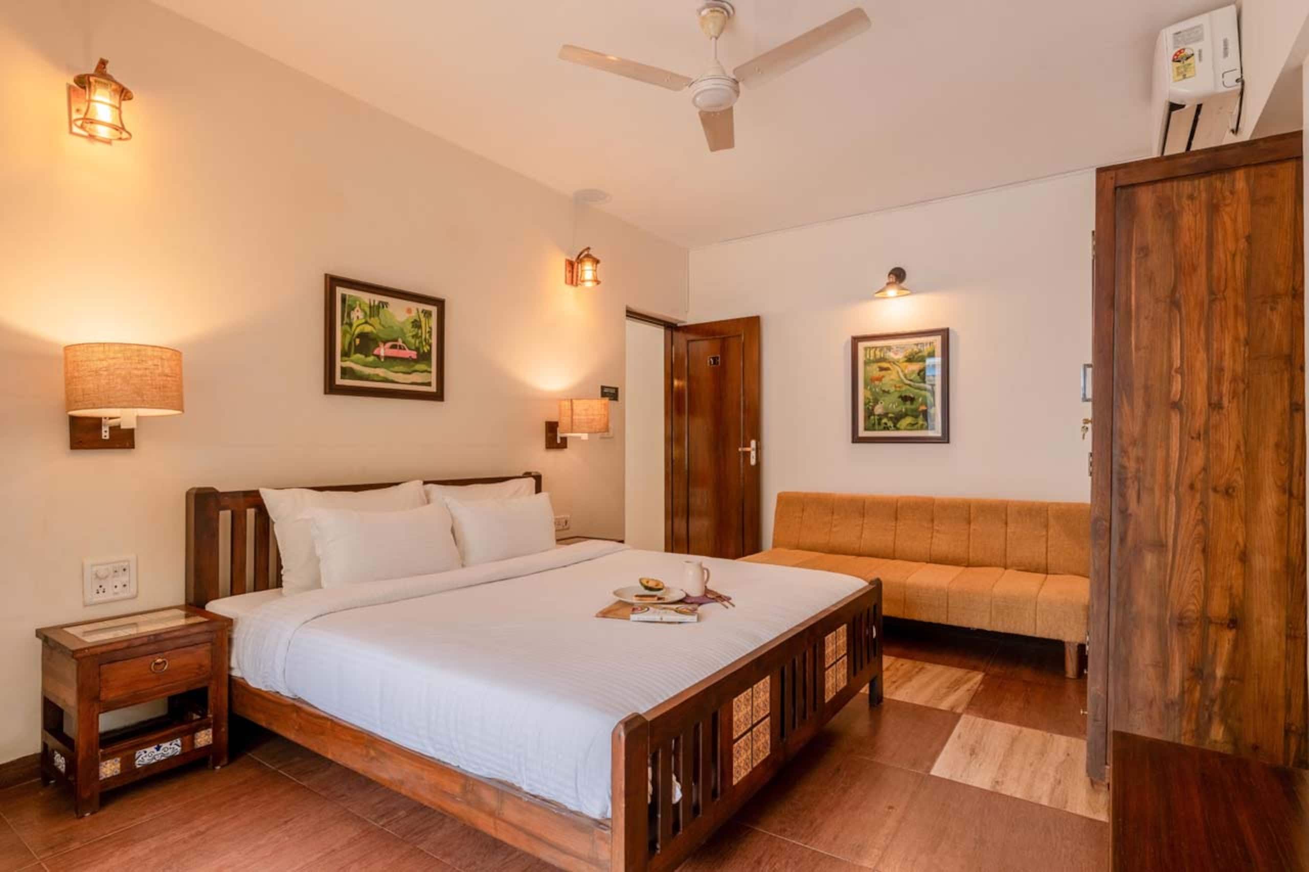 HumbleRock(Yellow) - 3BHK | 700m to beach l Bkfast 12