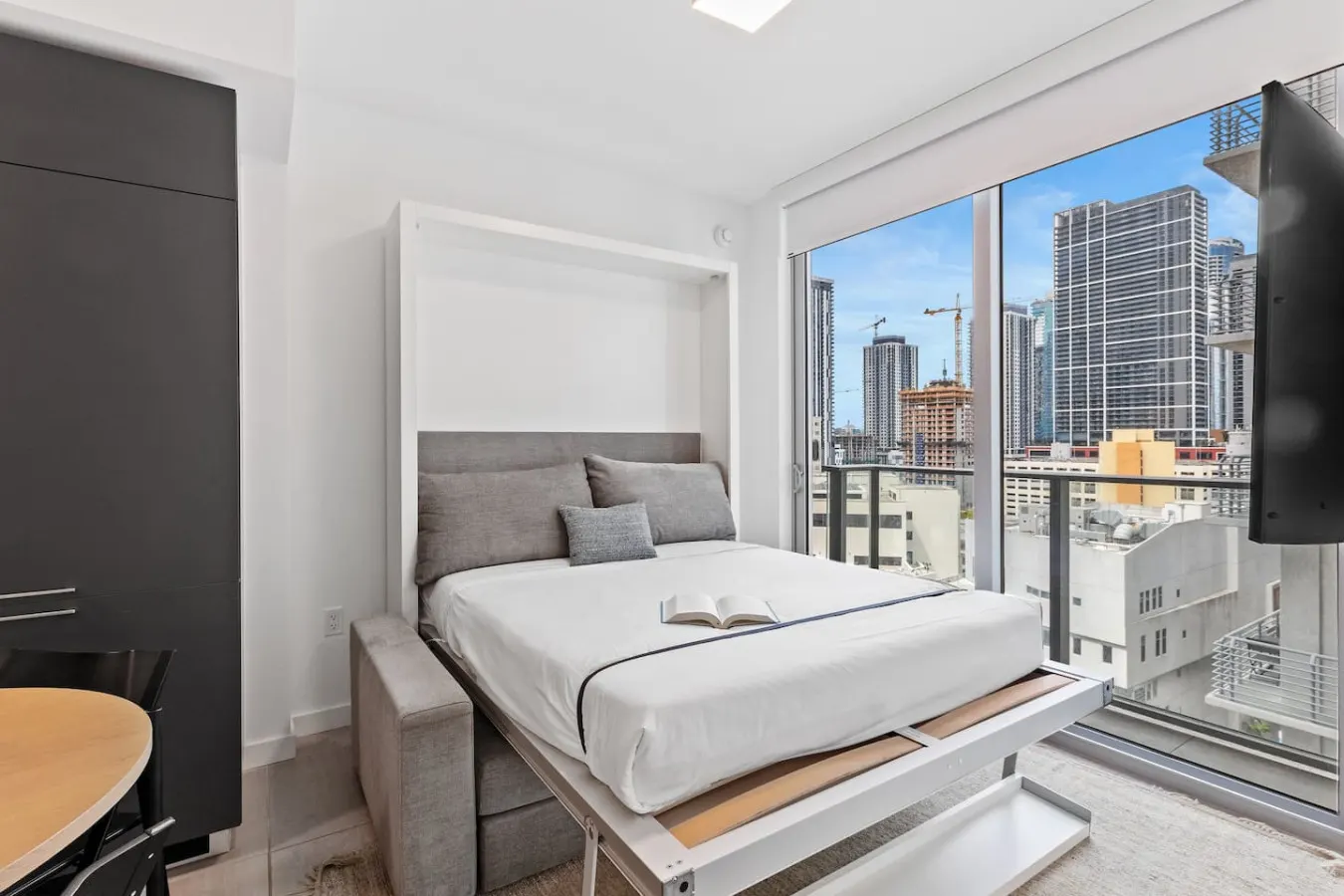 Downtown Miami Yotel Studio 9