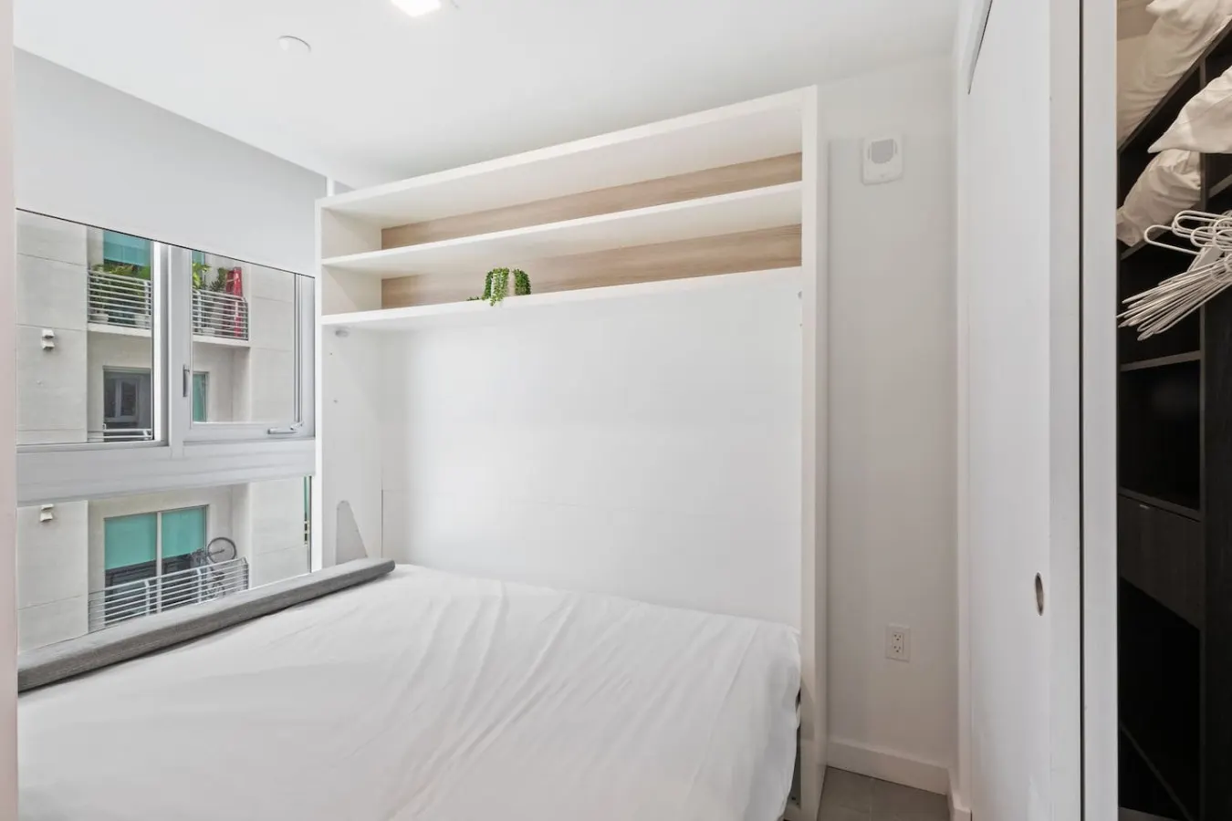 Downtown Miami Yotel Studio 18