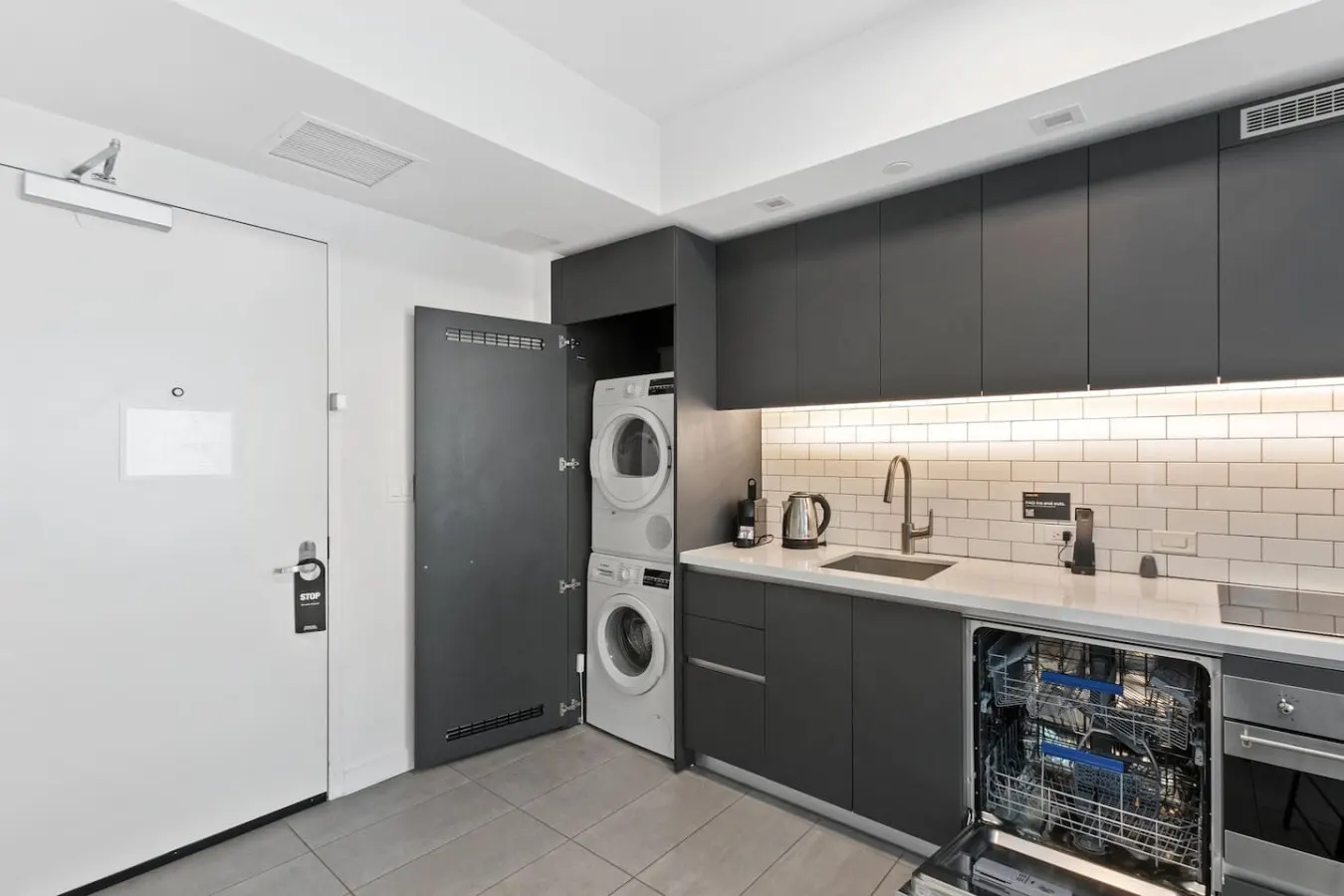 Downtown Miami Yotel Studio 4