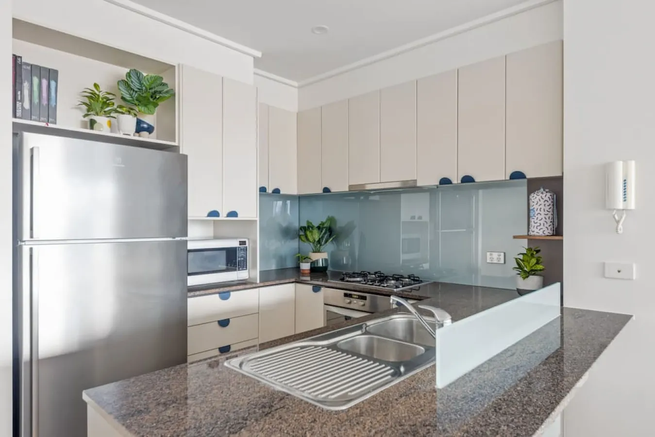 Aster: 3 Bed, 2 Bath, Penthouse Style Apartment 8