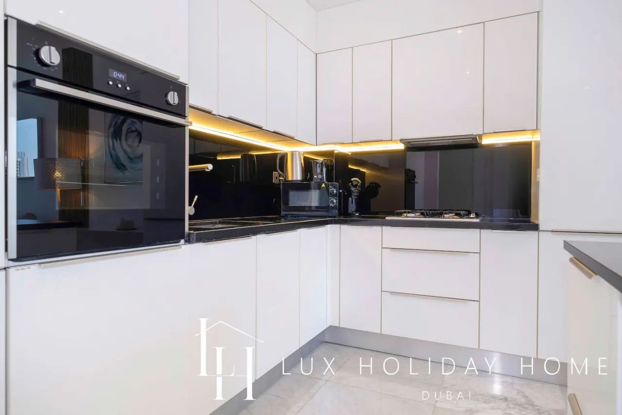 LUX The Pad Executive Suite 2 14