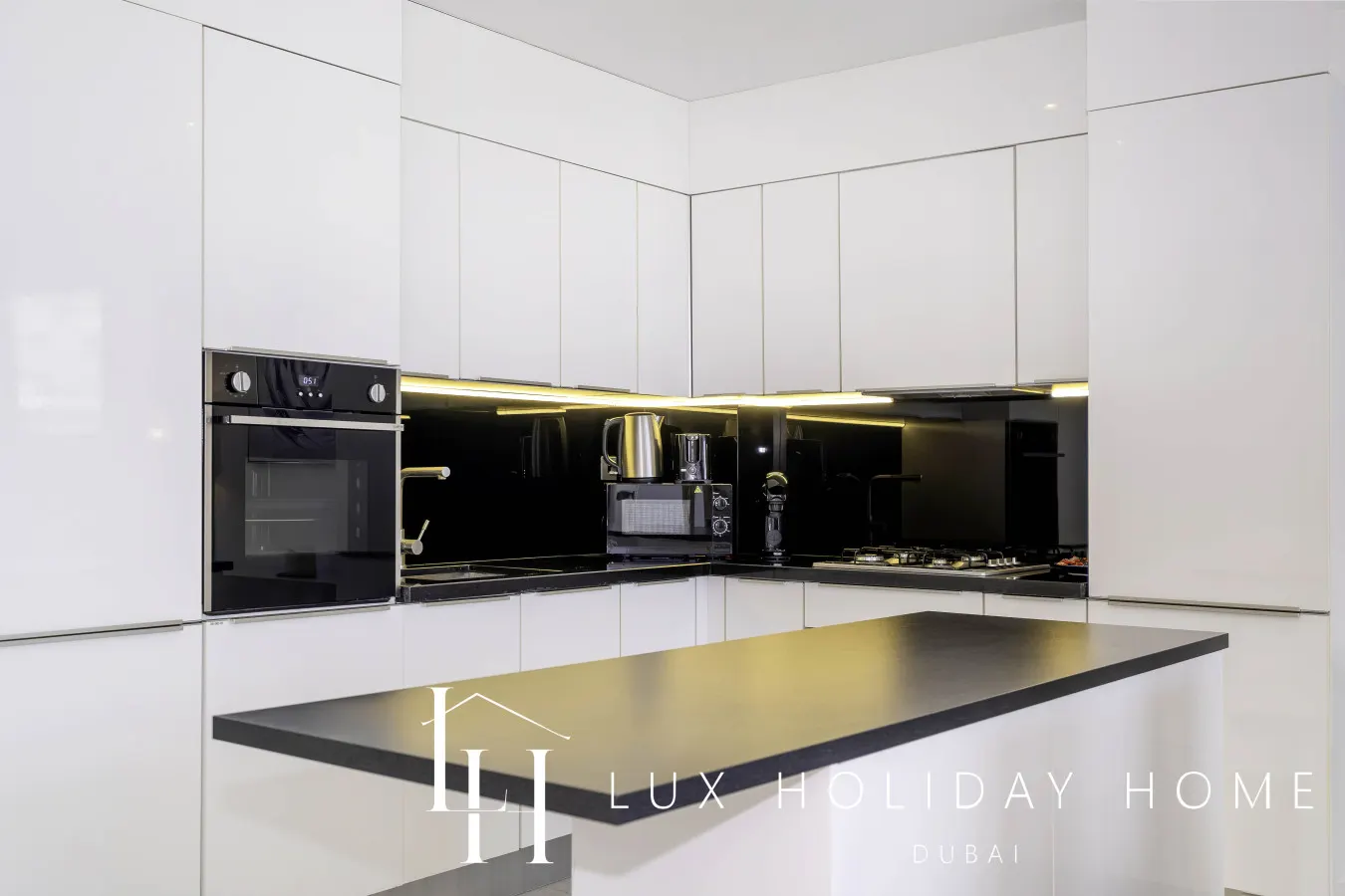 LUX The Pad Executive Suite 2 15