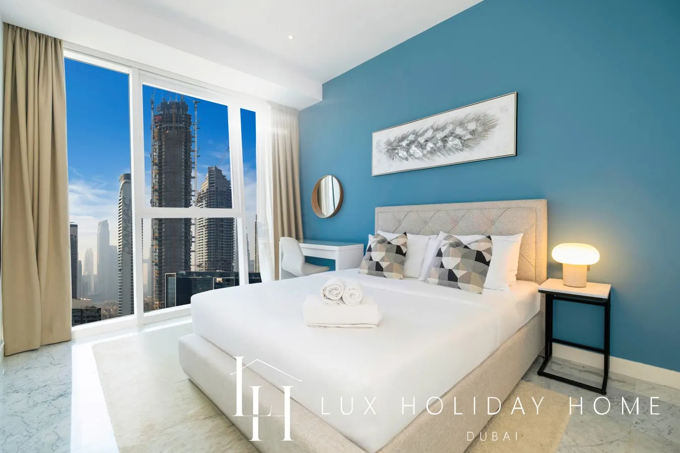 LUX The Pad Executive Suite 2 6