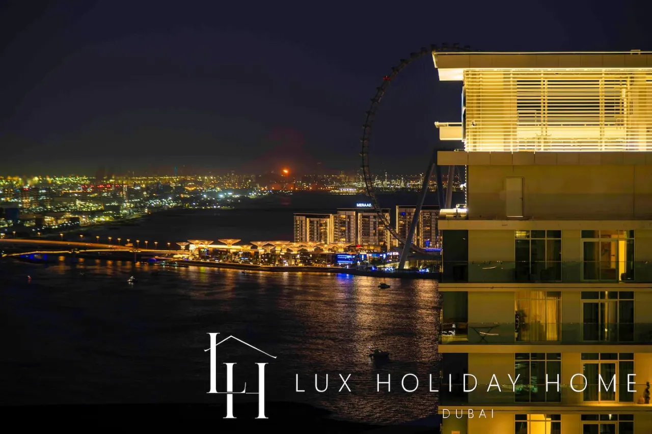 LUX The Marina Vista Beachfront Suite 2 17