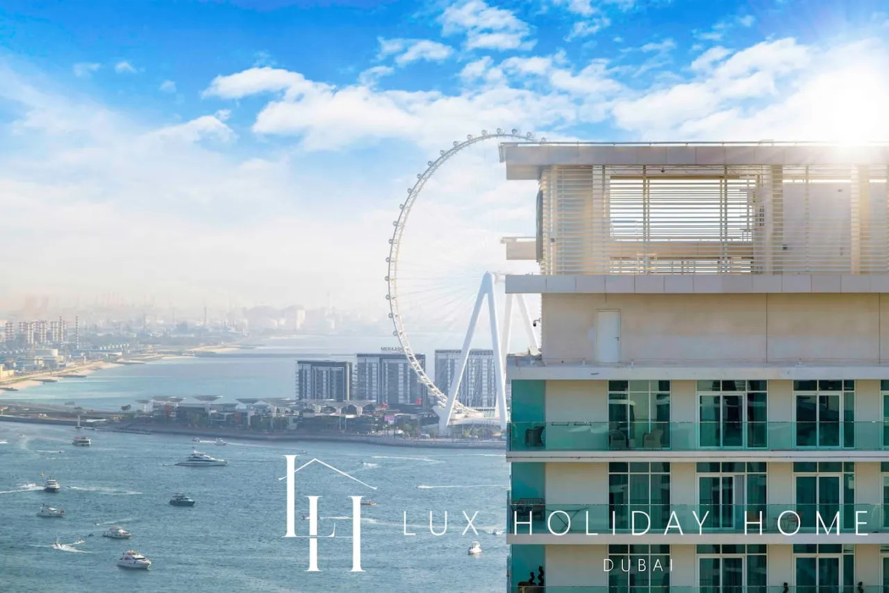 LUX | The Marina Vista Beachfront Suite 2 — photo 3
