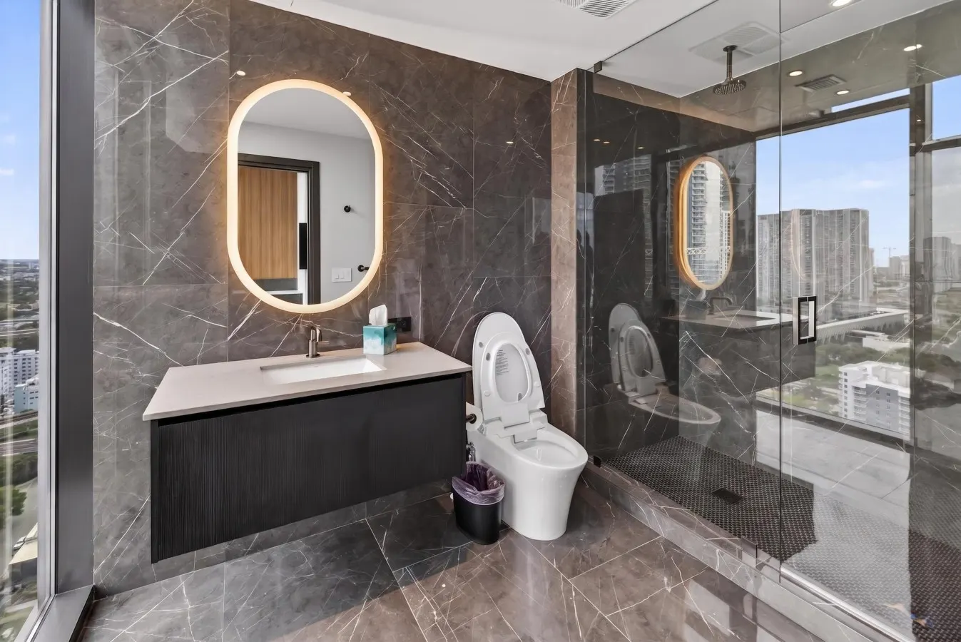 Unit 3210 DV 2BR 2BA 4PPL 6