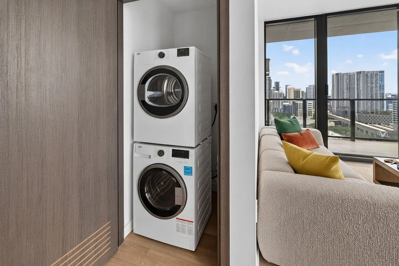 Unit 3210 DV 2BR 2BA 4PPL 7