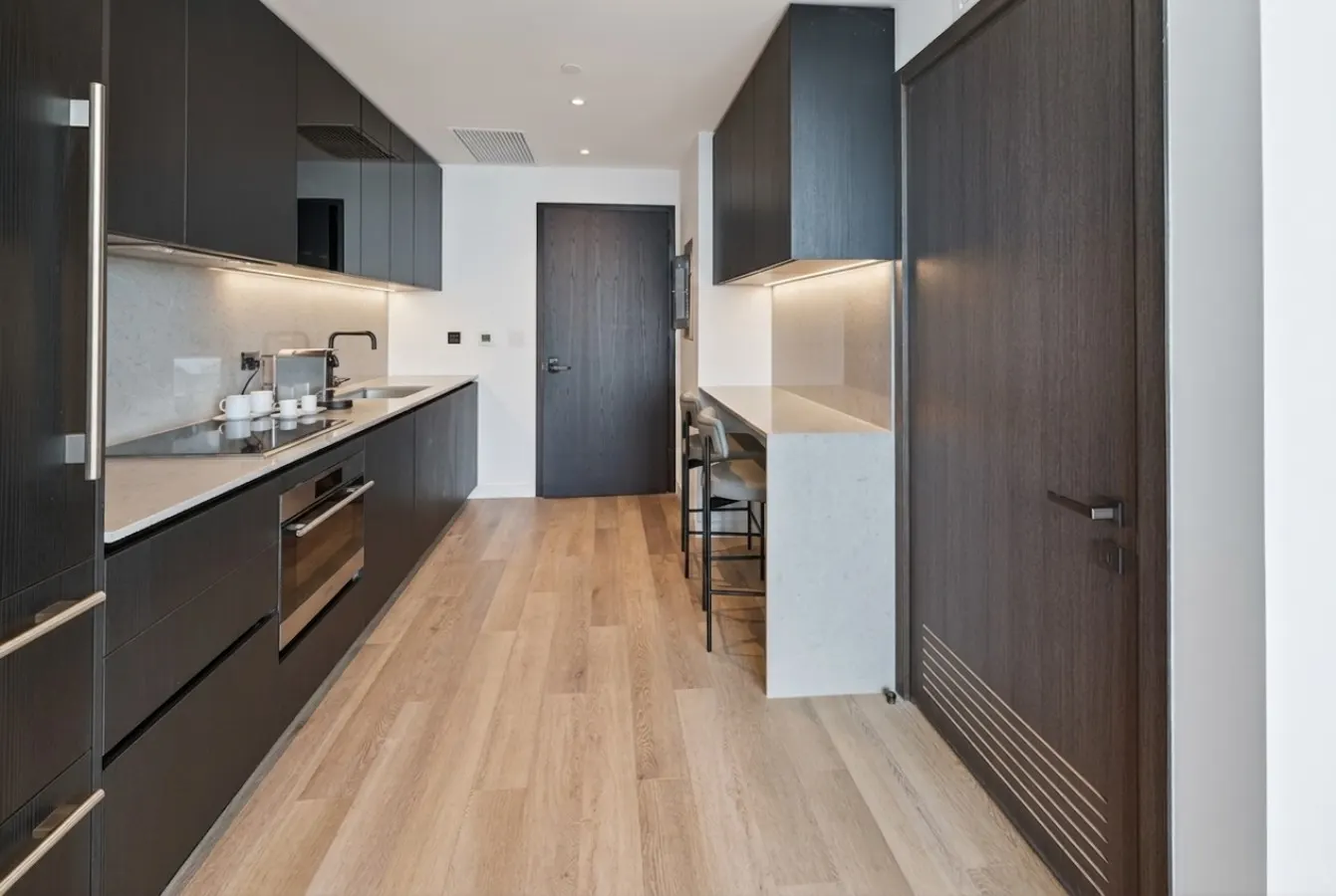 Unit 3210 DV 2BR 2BA 4PPL 8