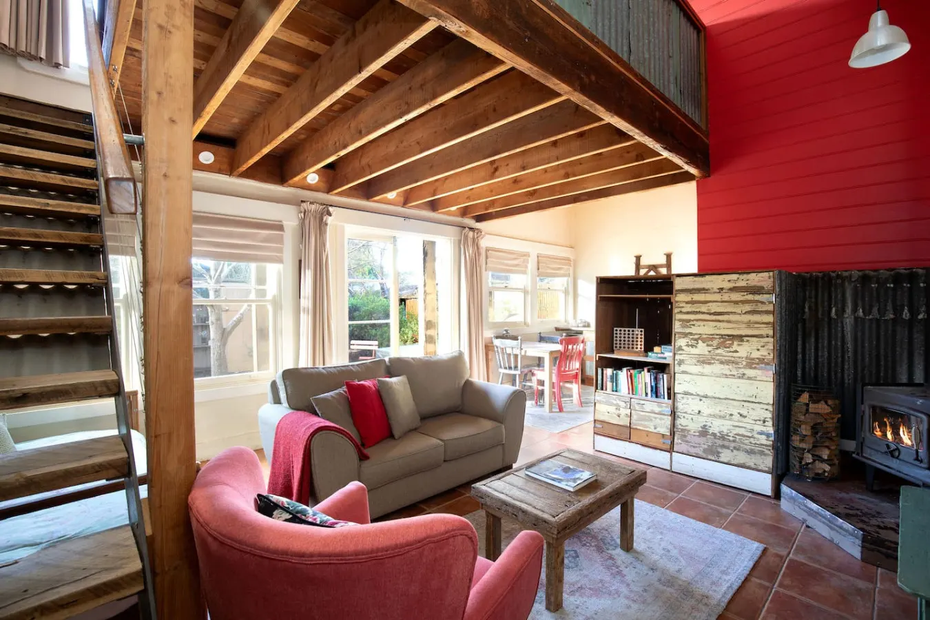 Buttercup Oasis: Rustic Cabin Hot Tub & Firepit — photo 4