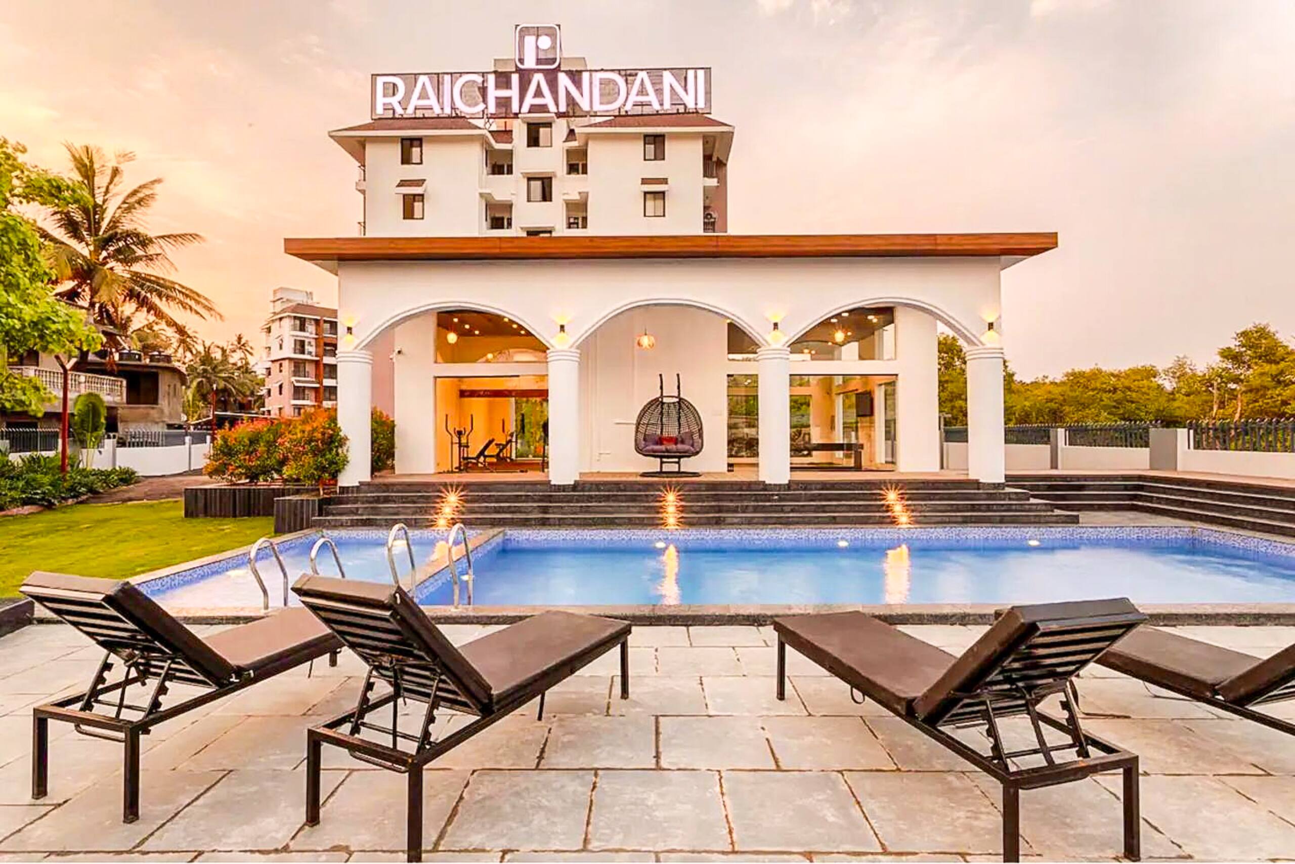 Luxury Garden-View 1BHK | Near Candolim Beach 7
