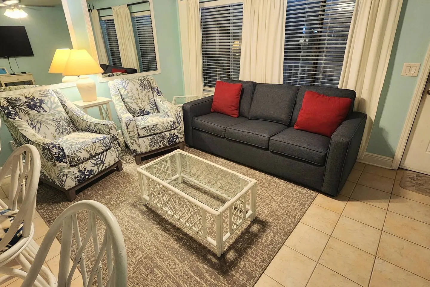 Sunswept 102-Beachfront 1br with Beautiful Views 7