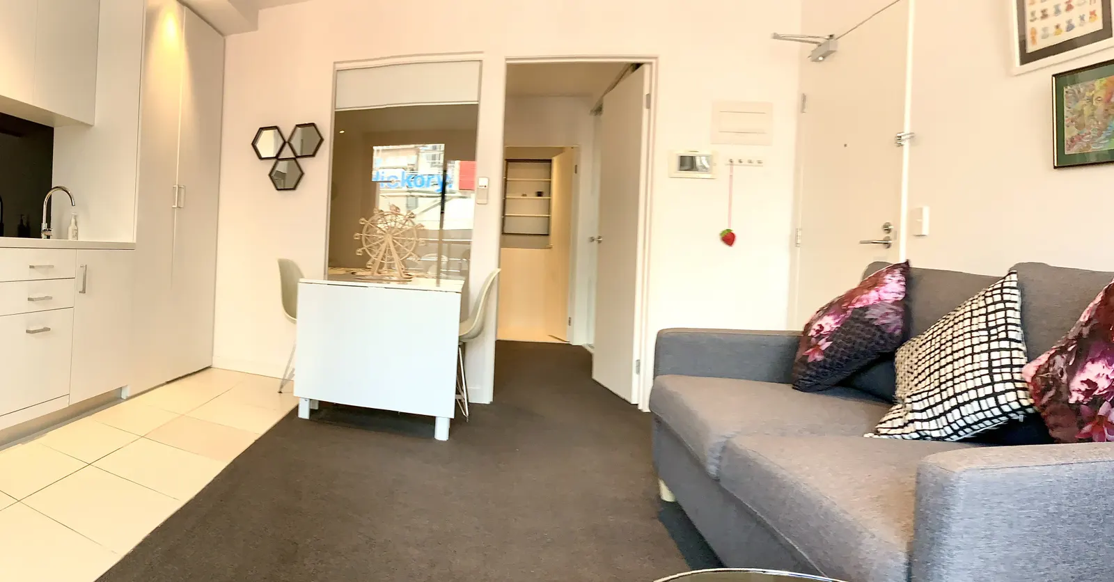 ReadySet Apartments on Little Collins - 1 Bedroom Apartment LC1 — photo 4