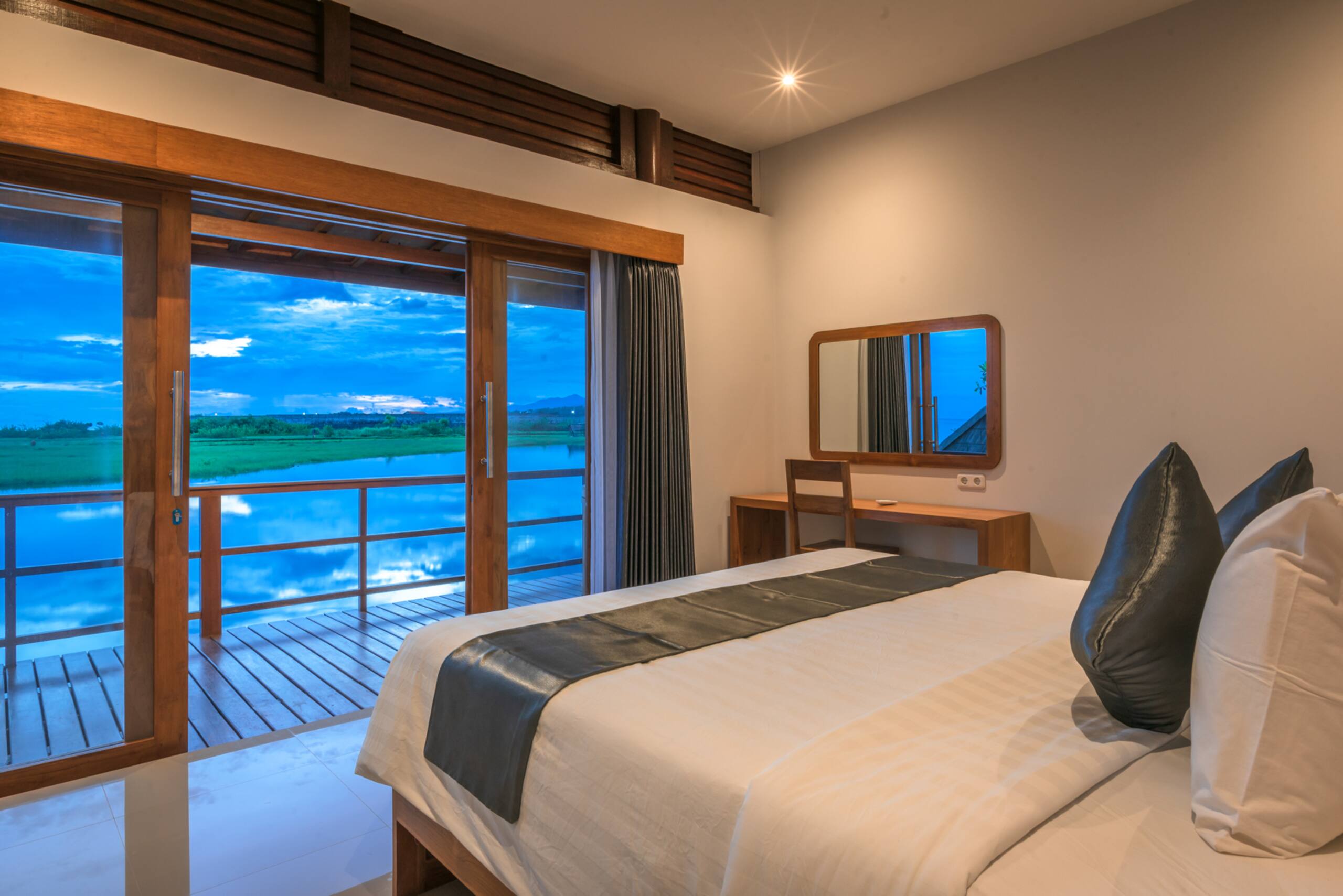 2 Bedroom with amazing view 14