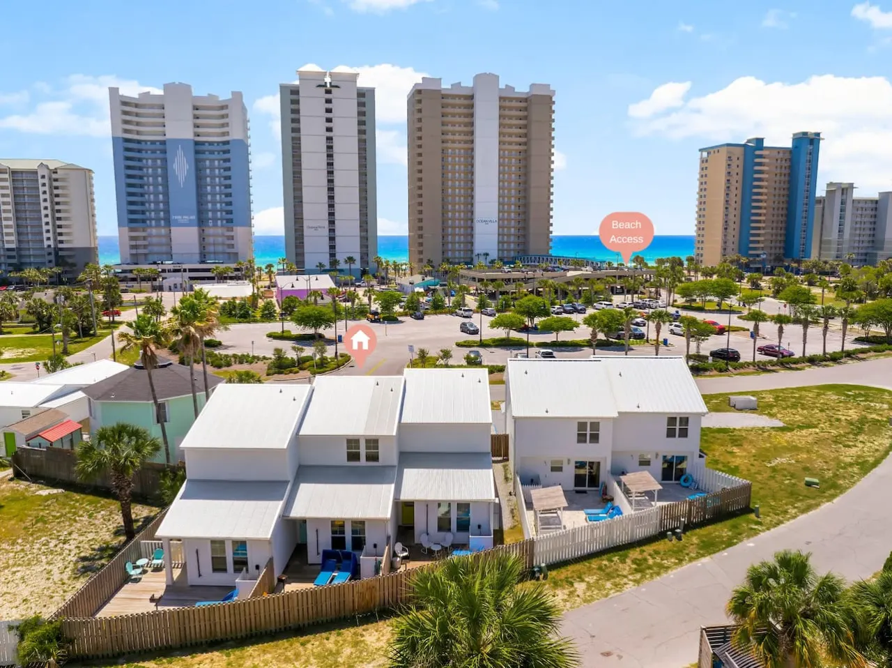 Groovy Shack ~ Walk to Beach! ~ W/D ~ 3 Bed/3 Bath 4