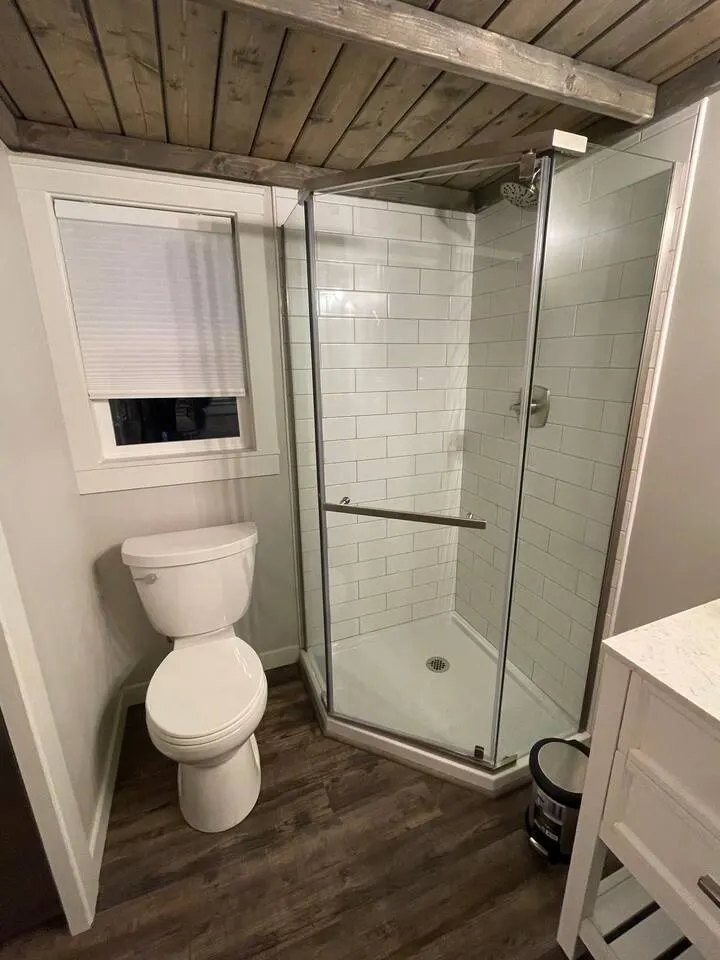 Delightful 1-bedroom Tiny Home w/ indoor fireplace 7