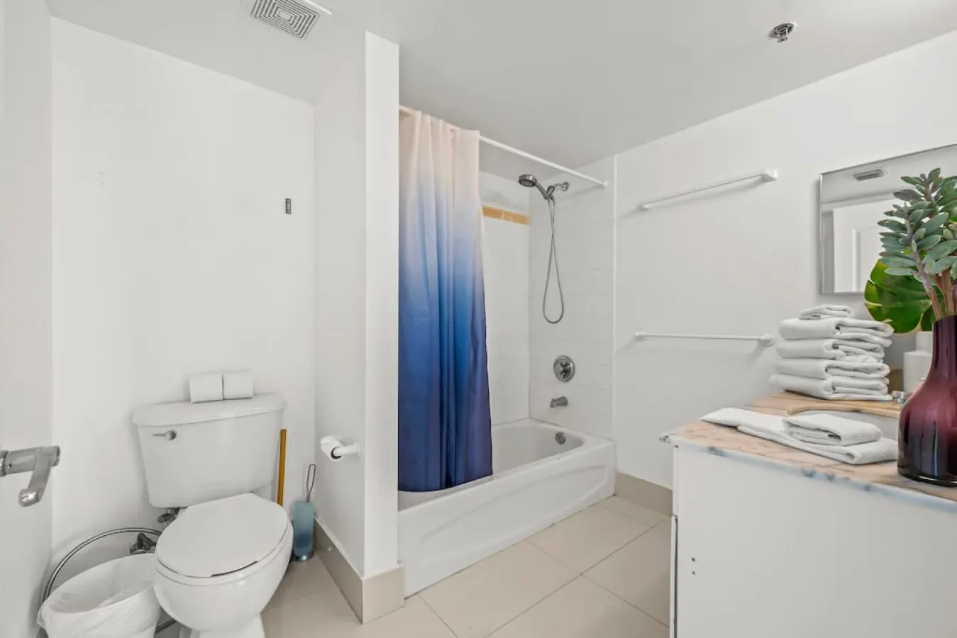 40th floor Ocean View - Best Location 16
