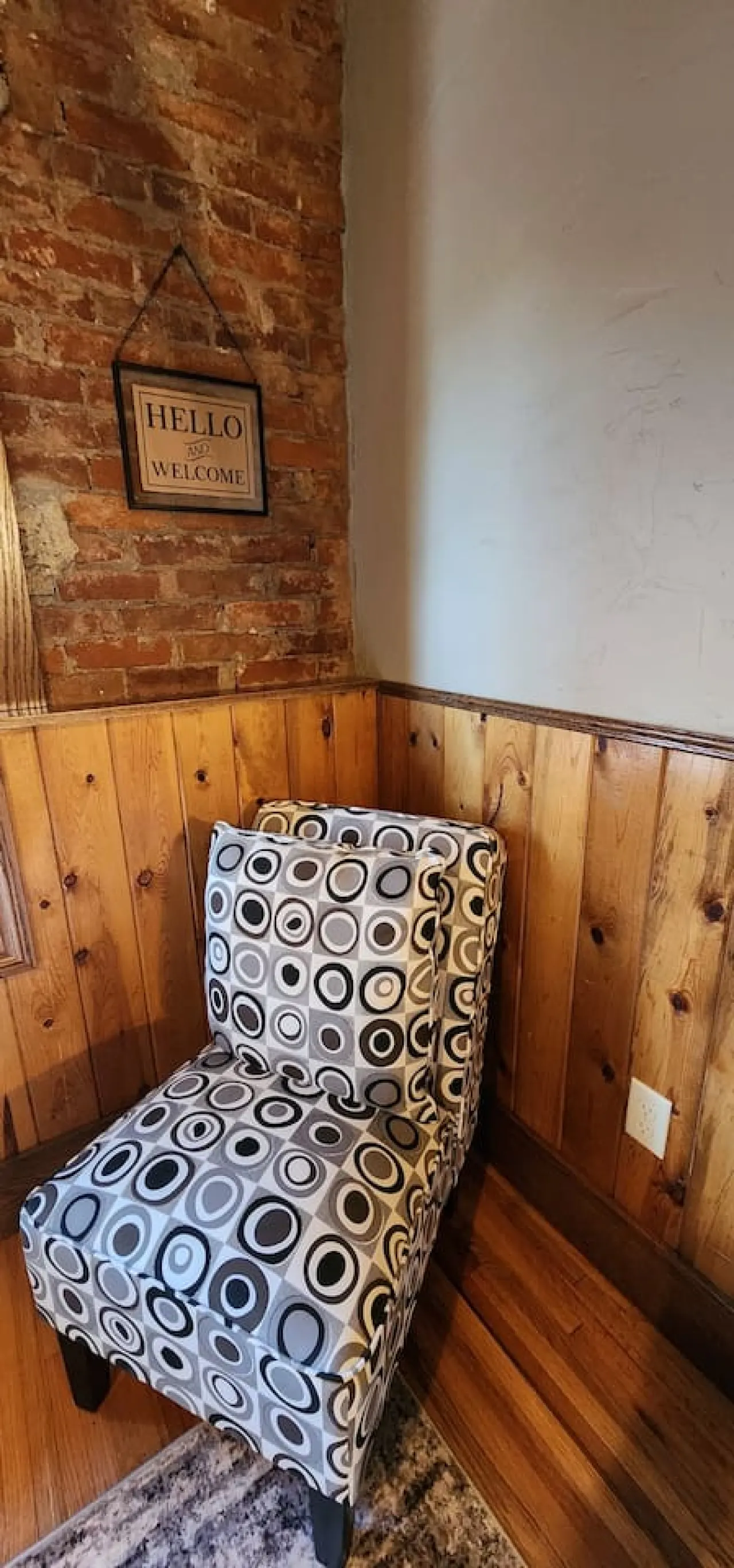 Nugget Suite - Main Street 6