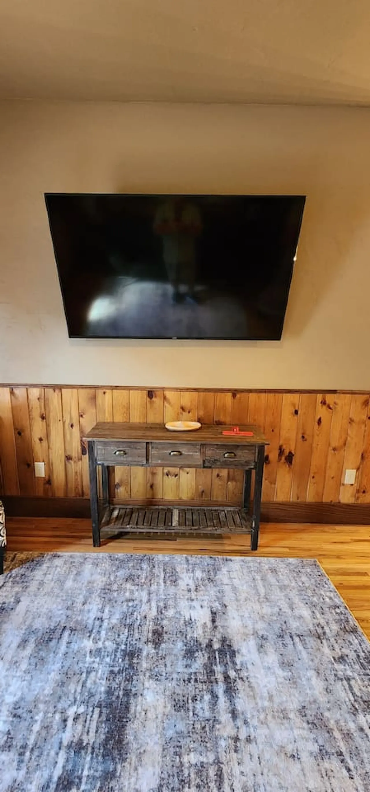 Nugget Suite - Main Street 7