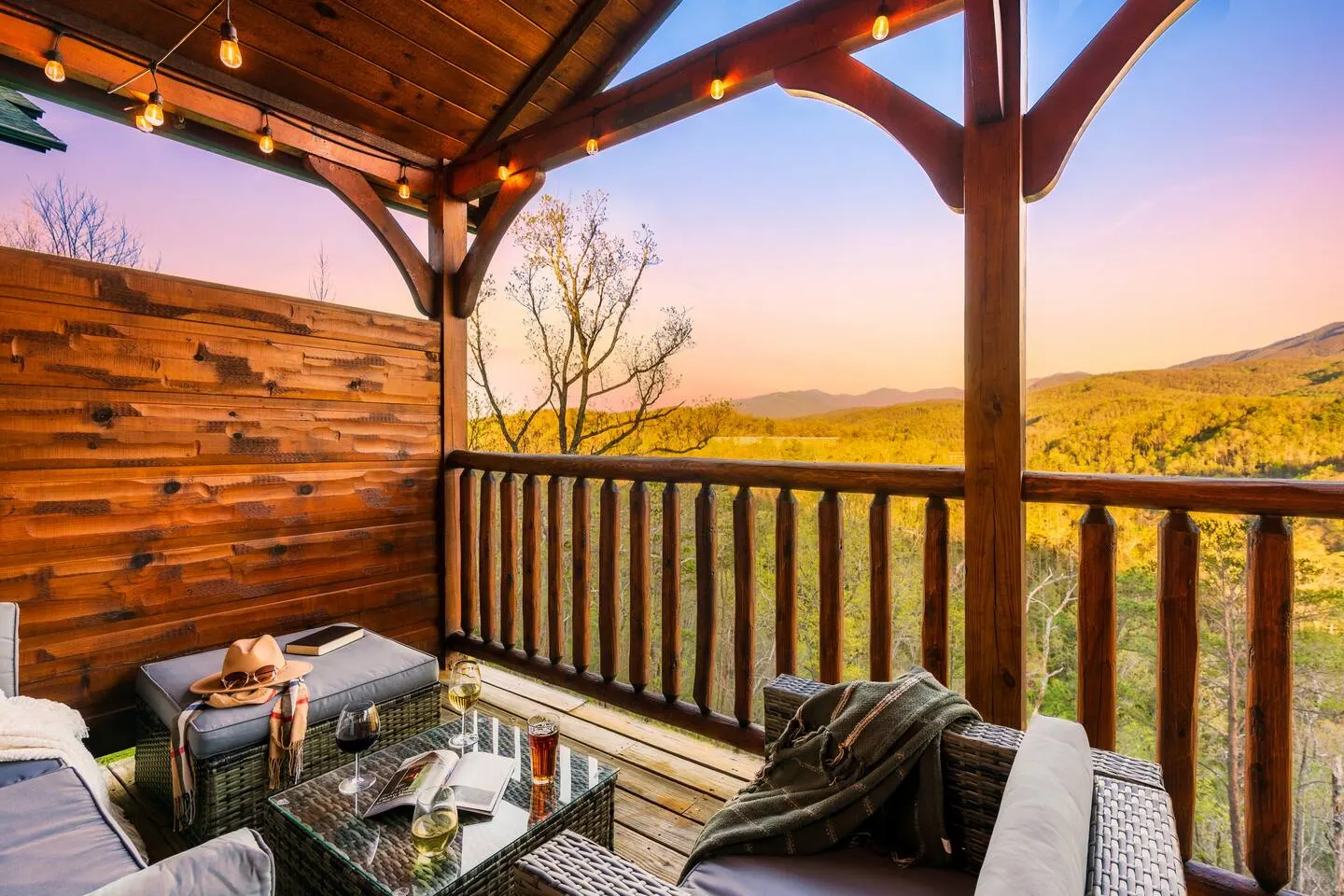 Spectacular Mtn Views, Hot Tub, Resort Pool, Games 3