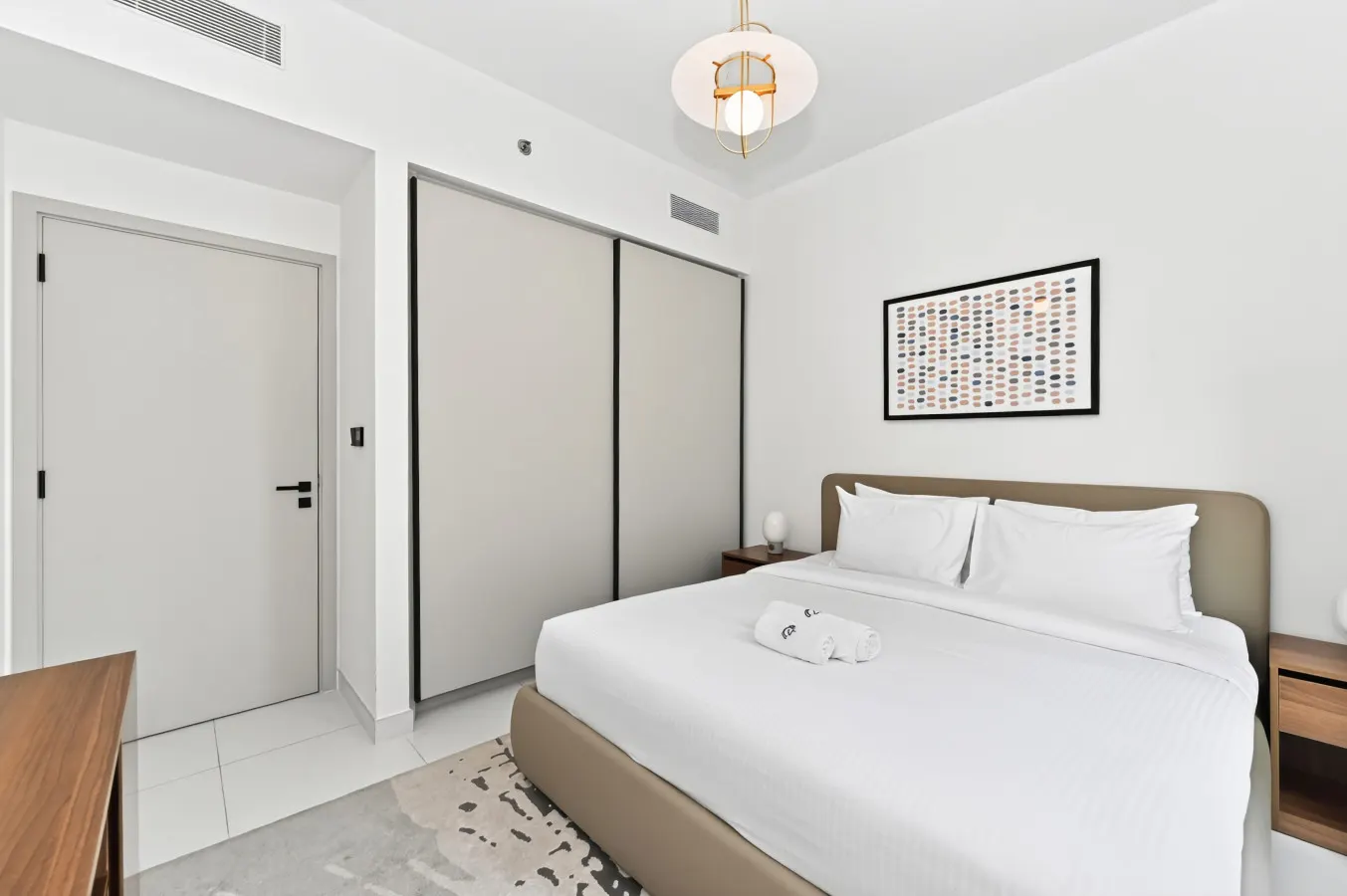 Seascape Sanctuary: 4-Bedroom Beachfront Bliss 19