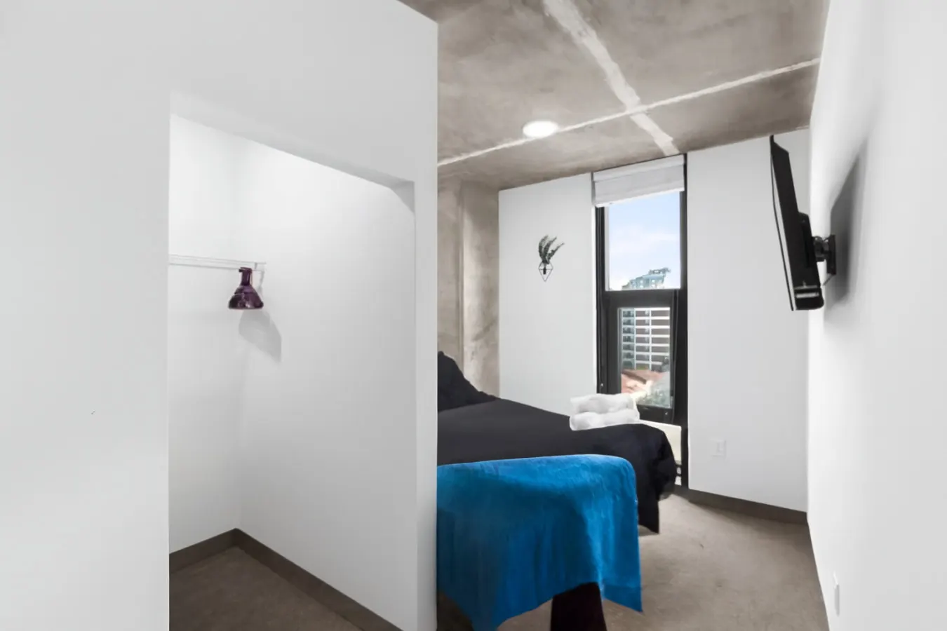 Prime 2BR Stay Five Points & Nightlife 7th 13