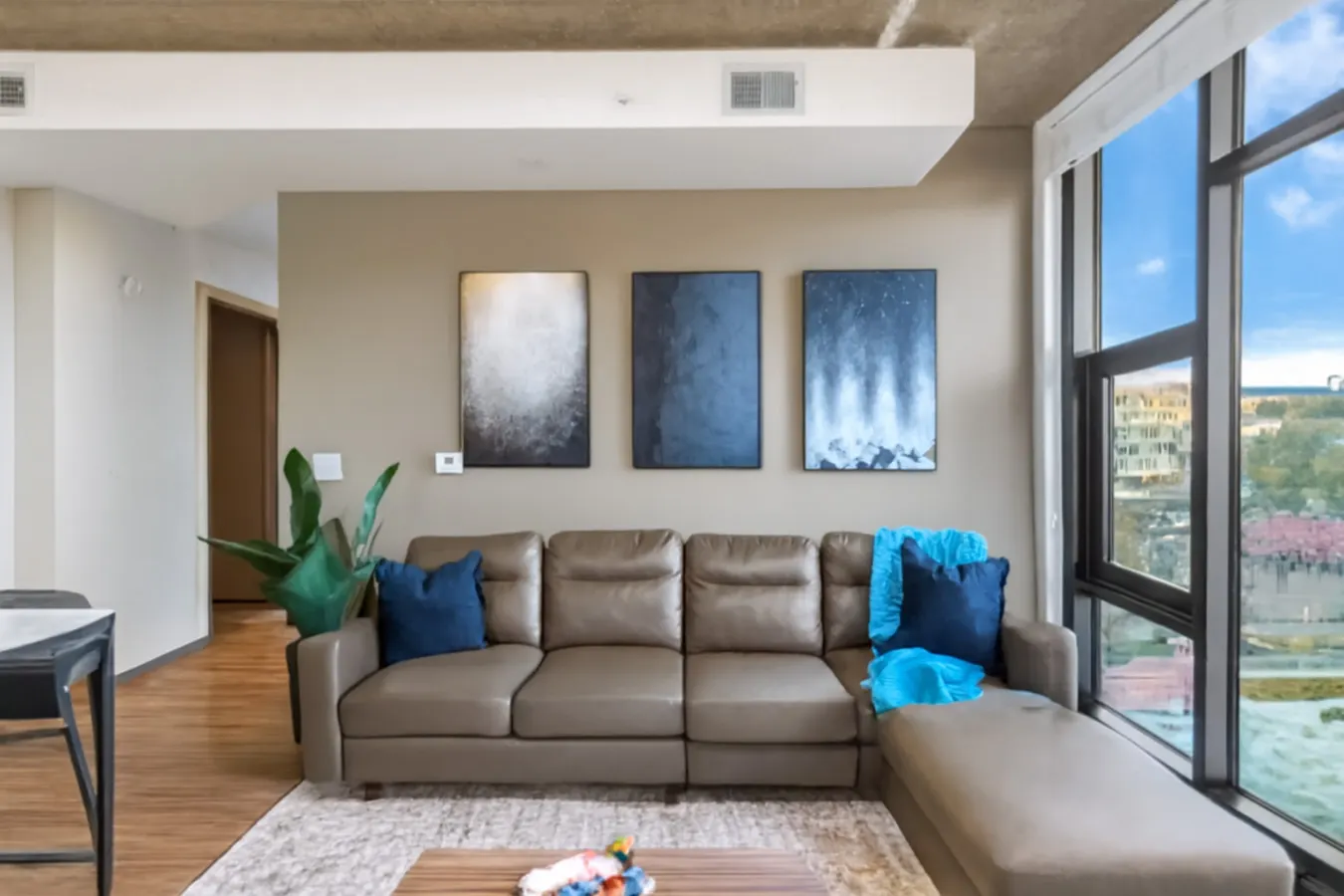 Prime 2BR Stay Five Points & Nightlife 7th 6