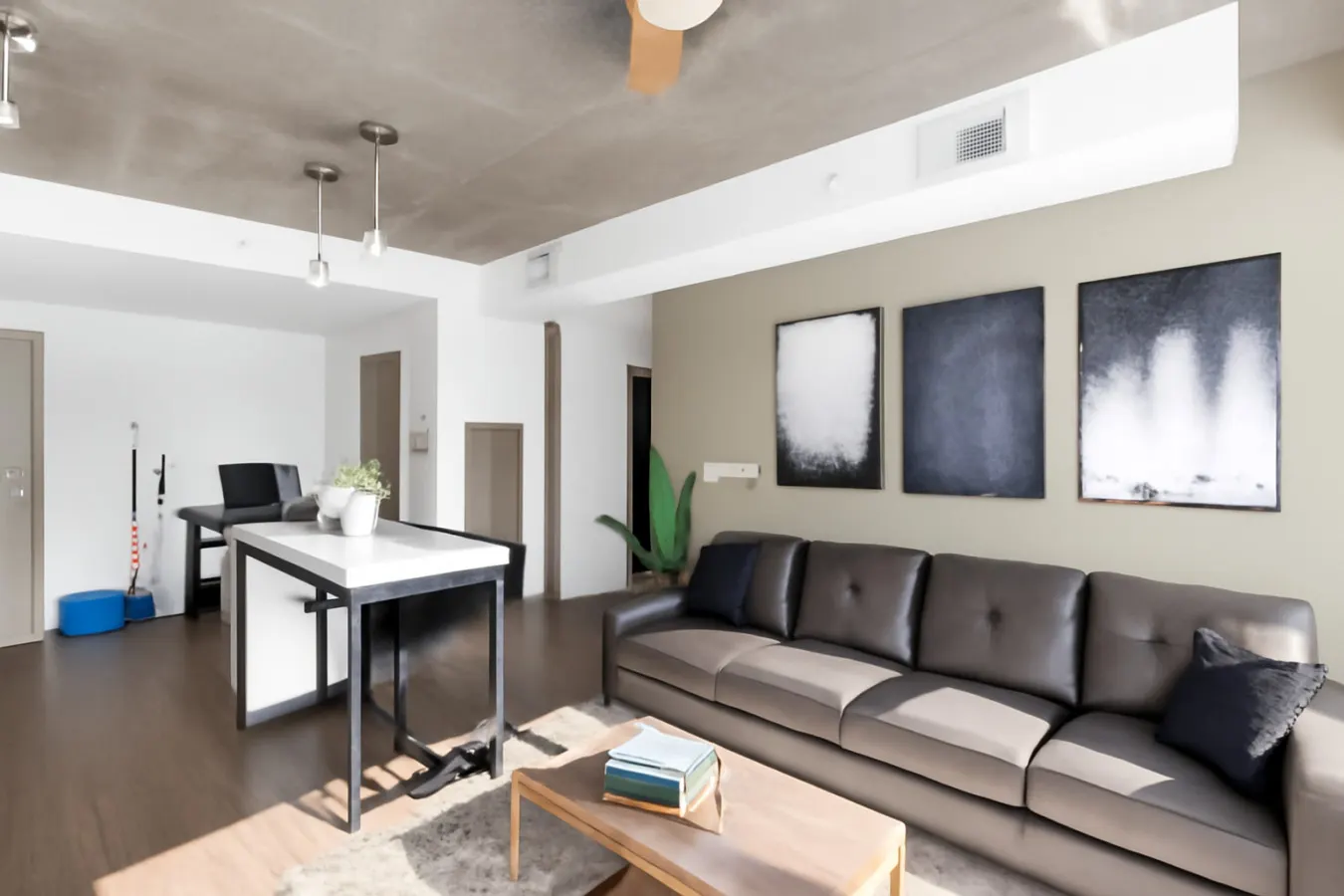 Prime 2BR Stay Five Points & Nightlife 7th 8