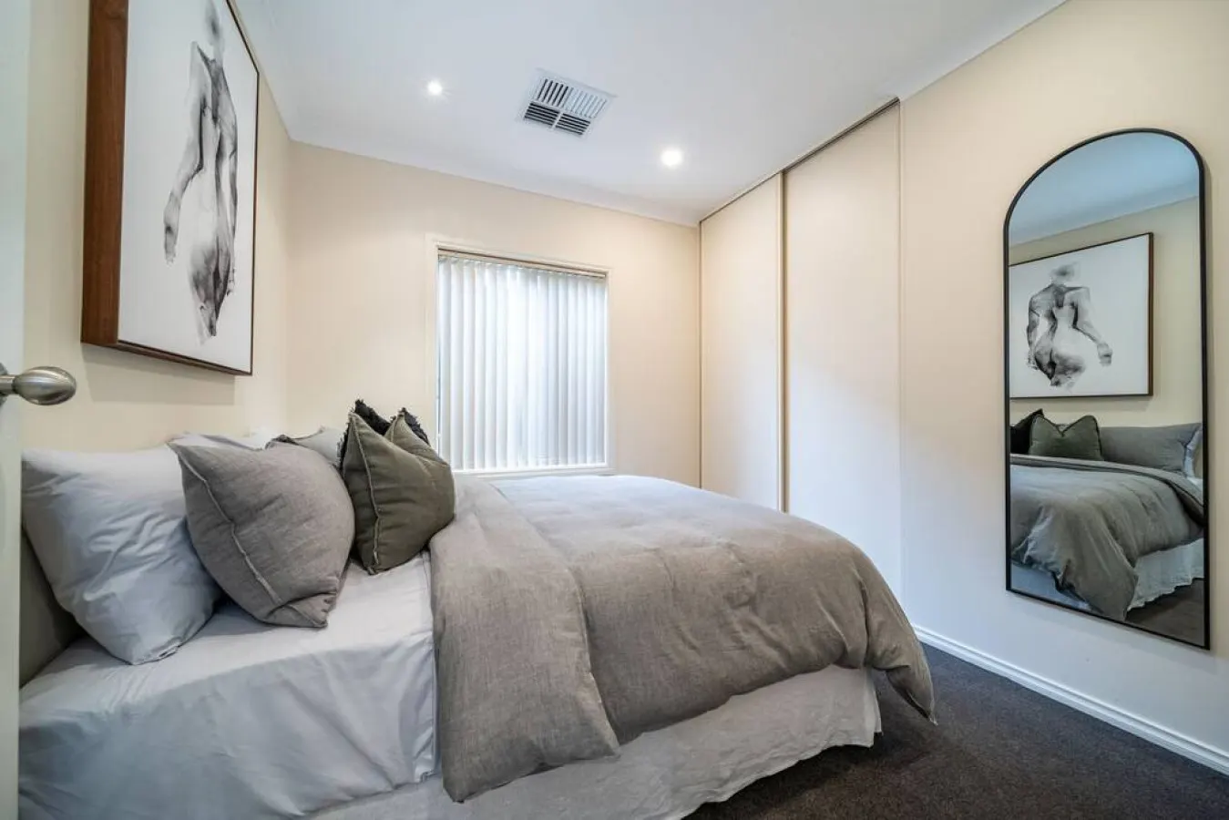 McLaren Pines - A Stylish Wine Country Retreat 20